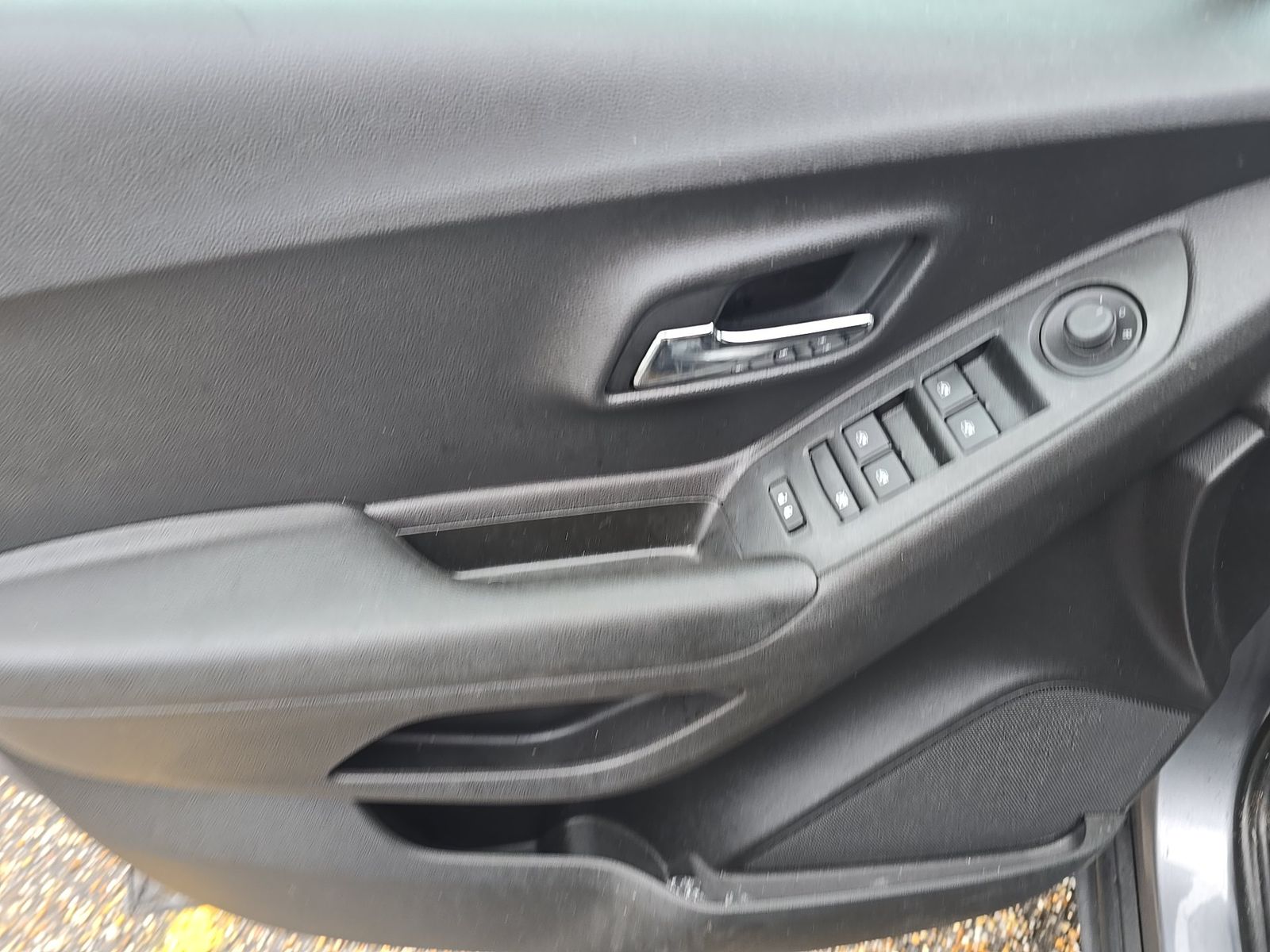 CHEVROLET TRAX - 10