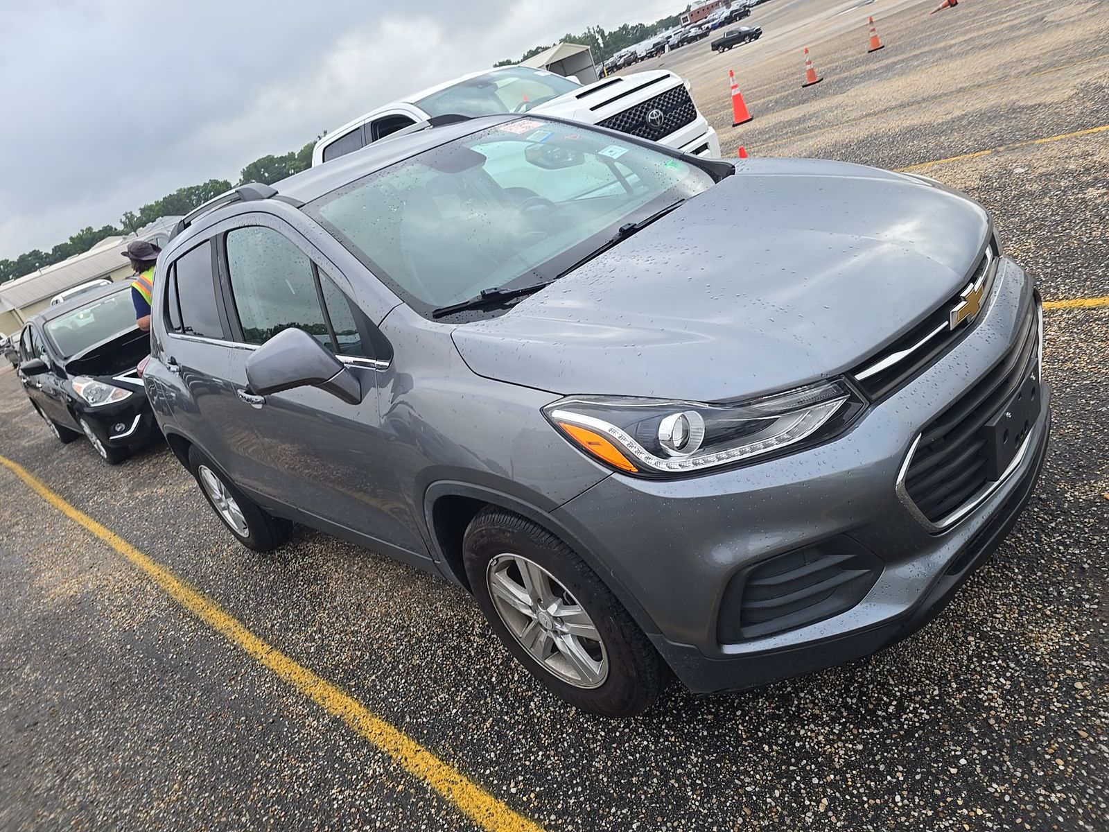 CHEVROLET TRAX - 4
