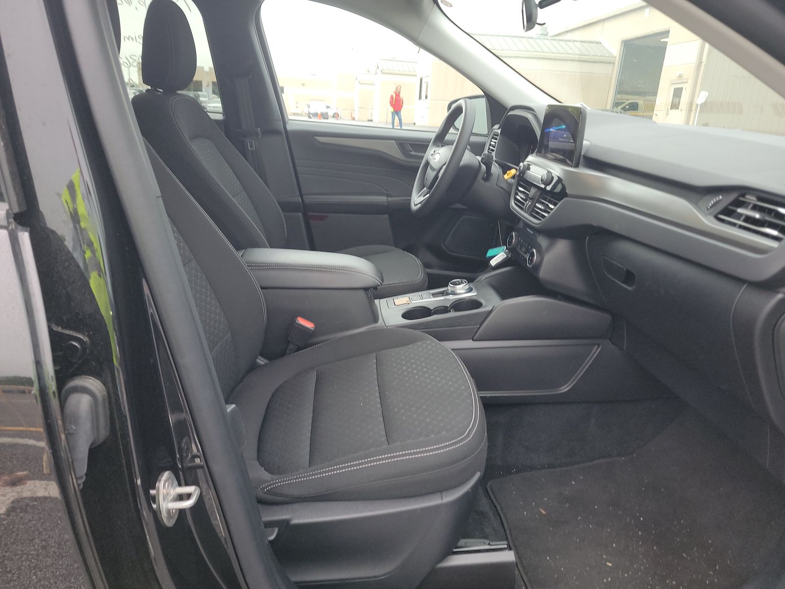 FORD ESCAPE - 9