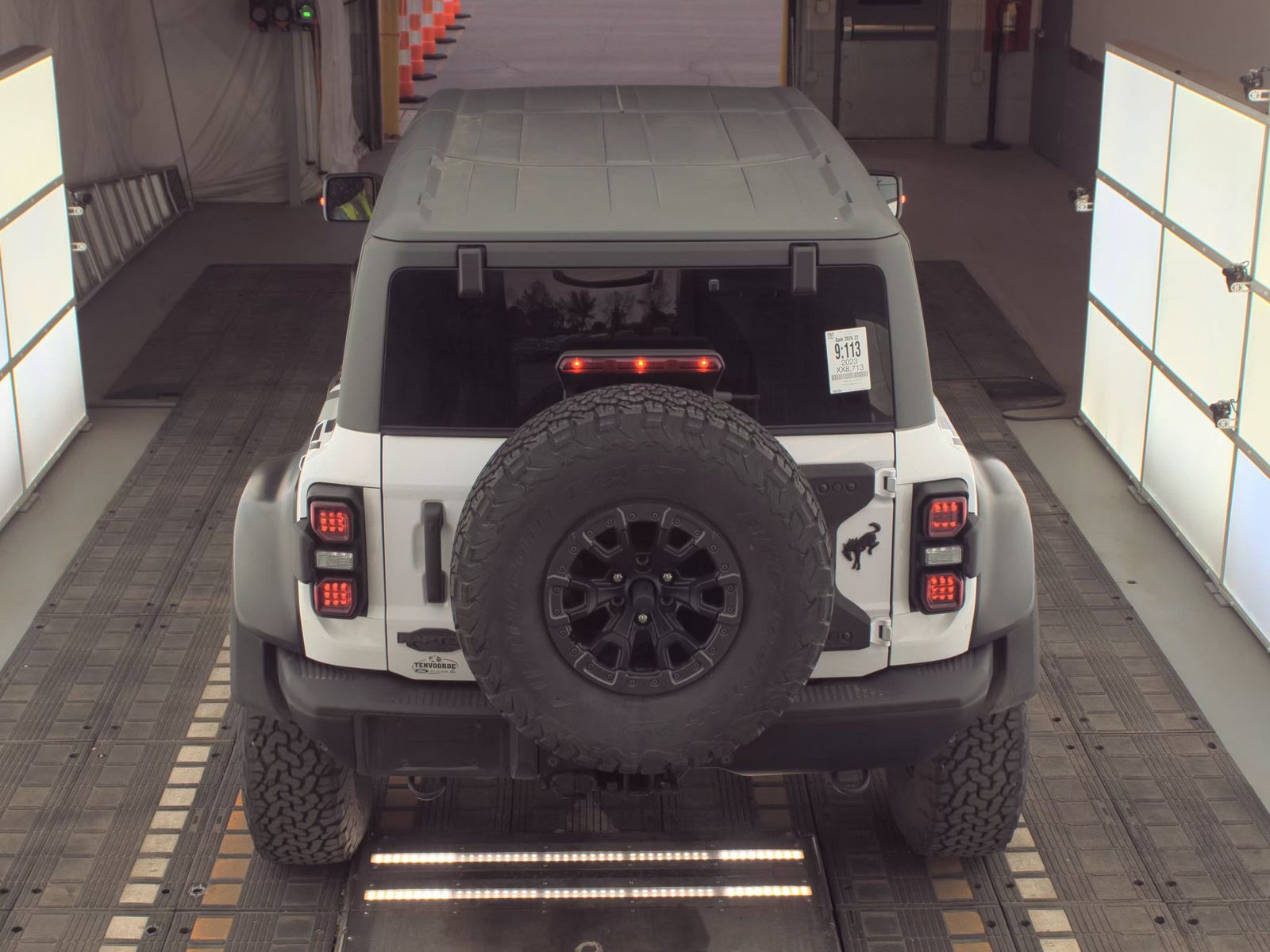 FORD BRONCO - 7