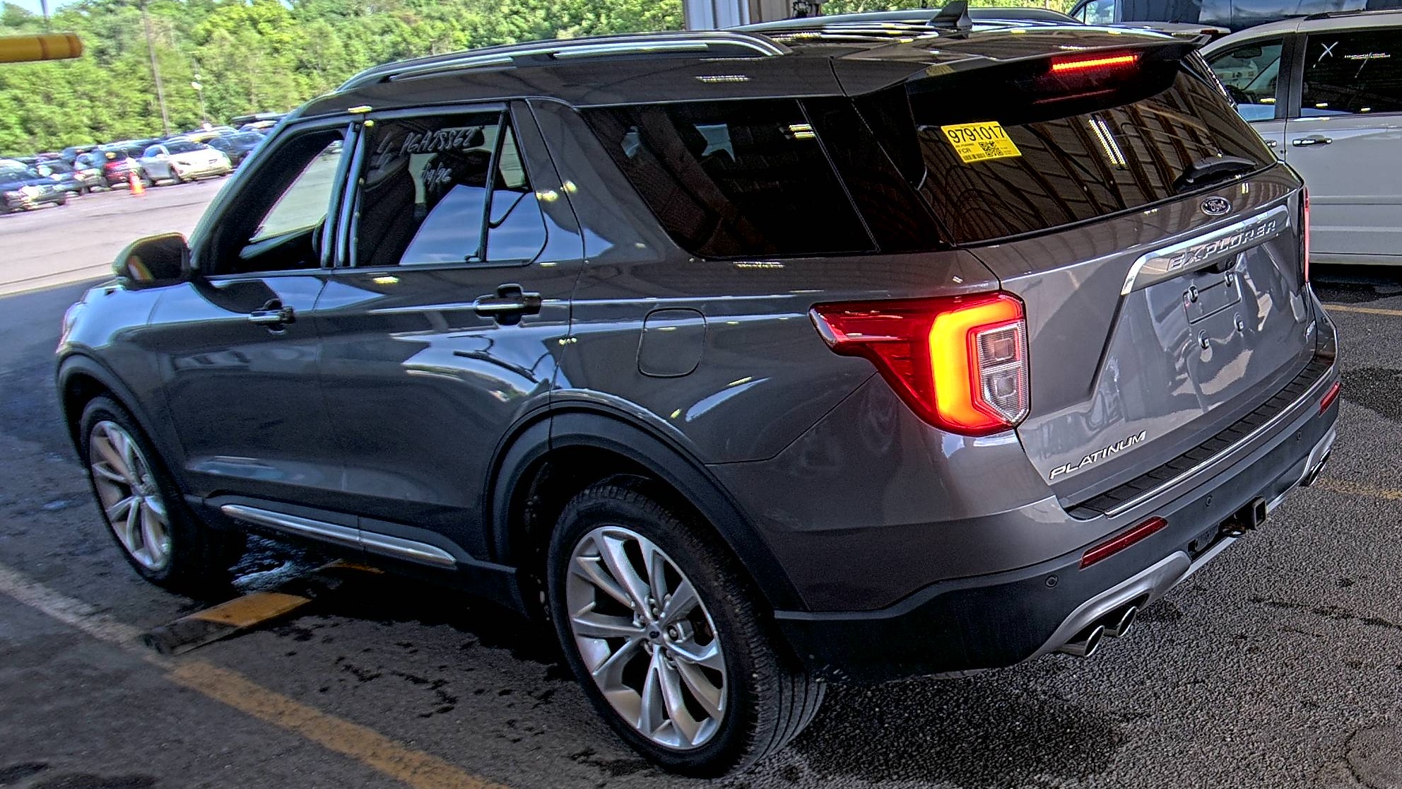 FORD EXPLORER - 7