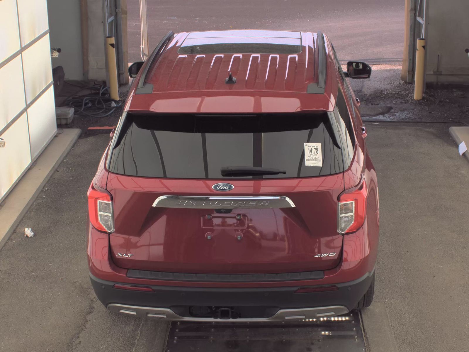 FORD EXPLORER - 7