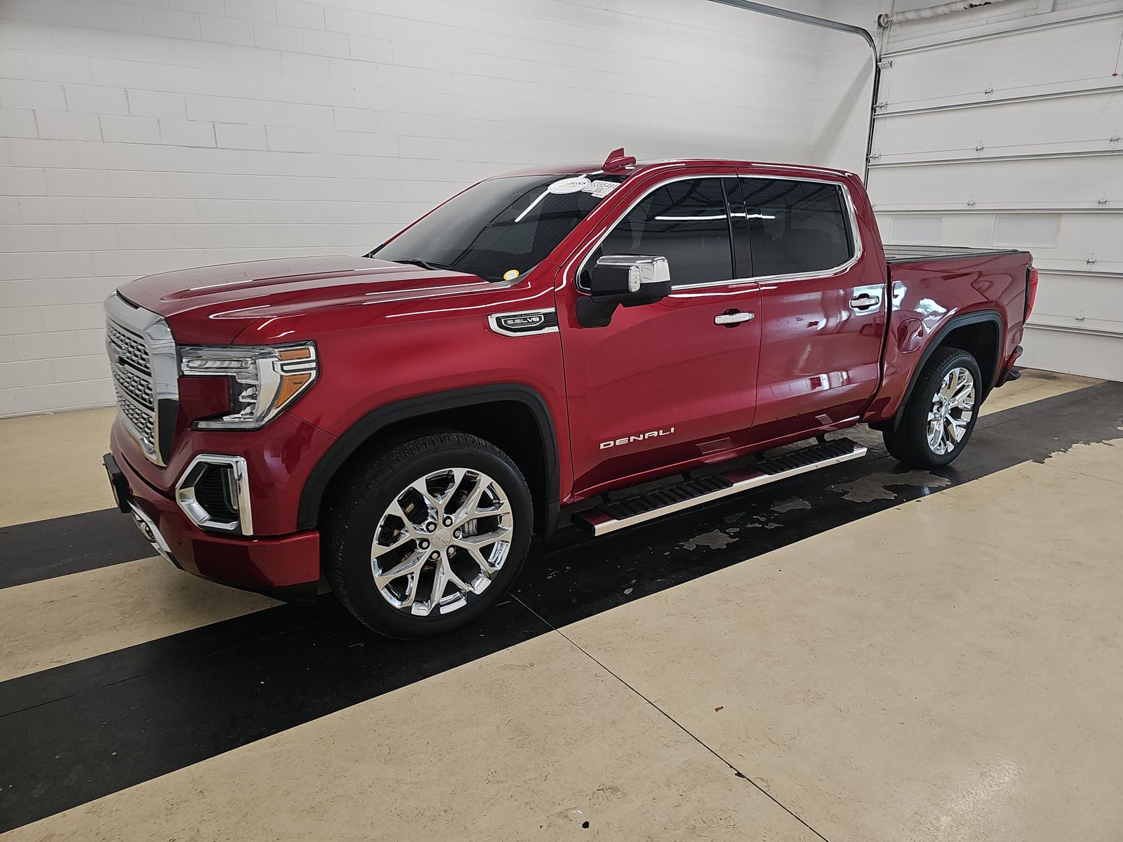 2021 GMC Sierra 4WD Crew Cab Short Box Denali's photo