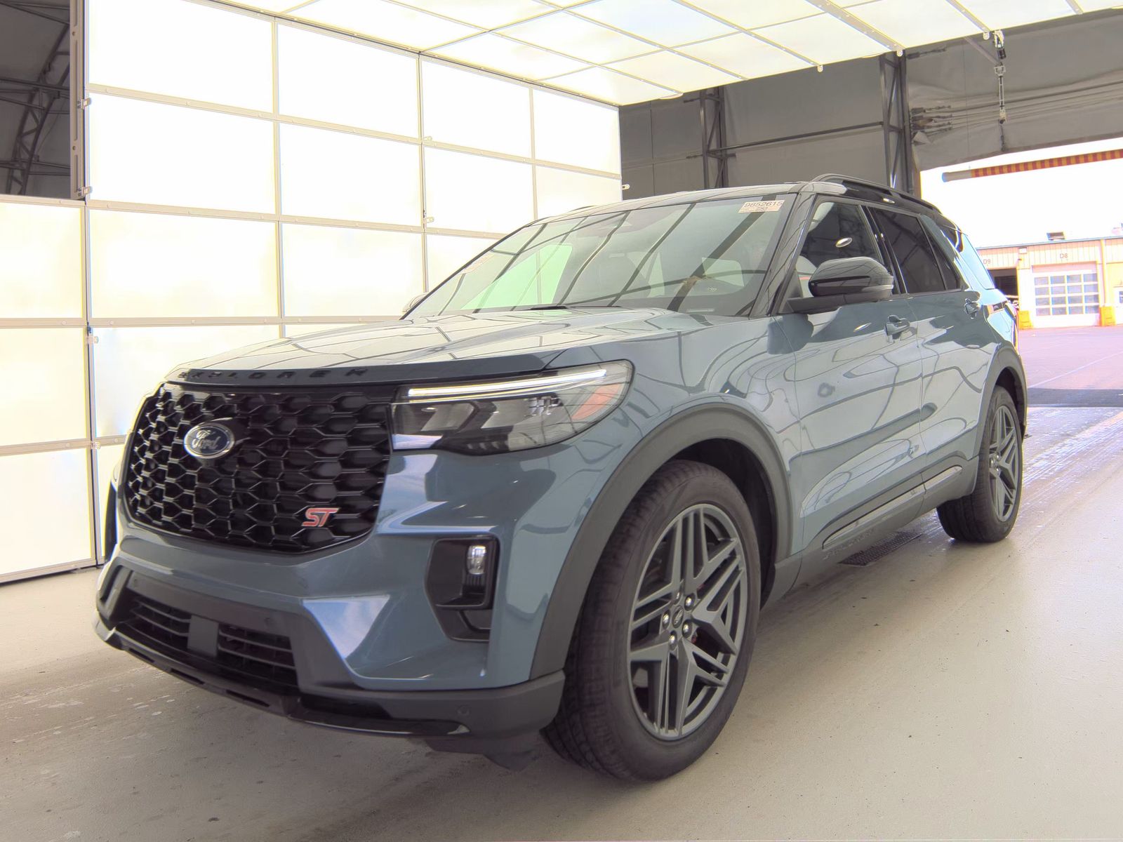 FORD EXPLORER - 1