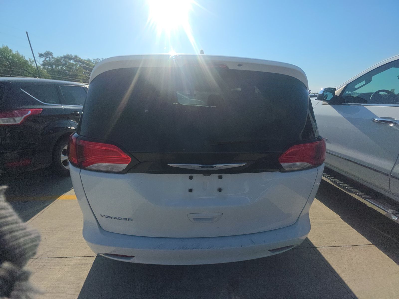 CHRYSLER VOYAGER - 6