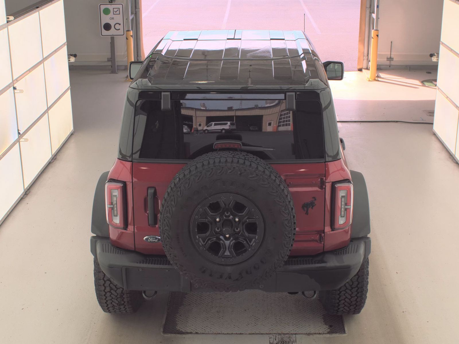 FORD BRONCO - 7