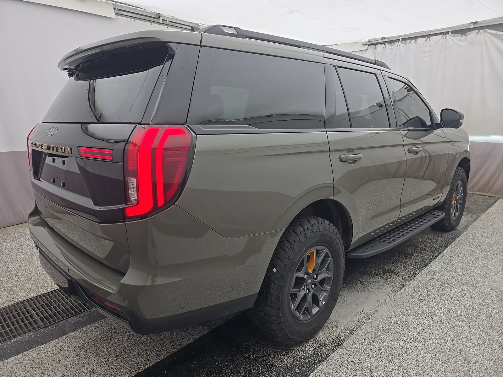 FORD EXPEDITION - 5