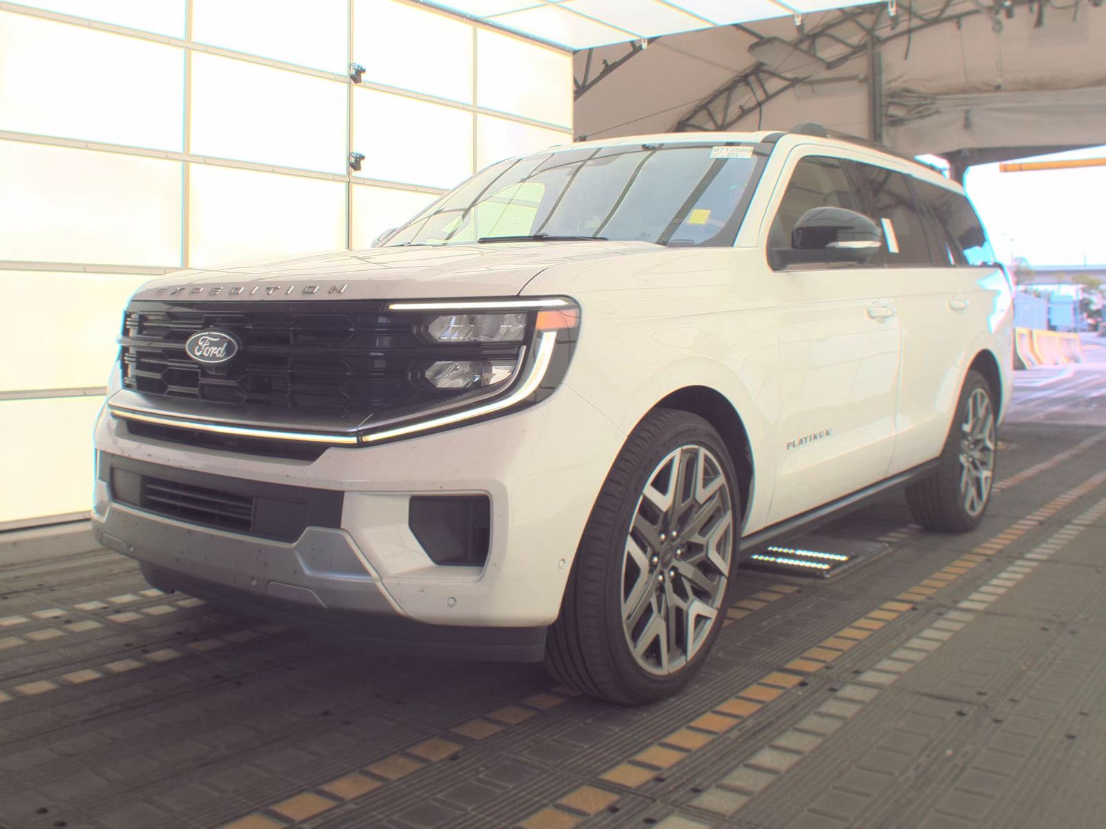 FORD EXPEDITION - 1
