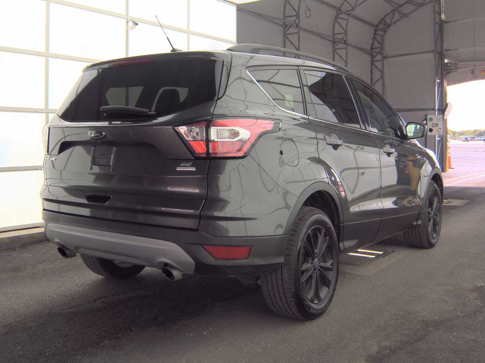 FORD ESCAPE - 6