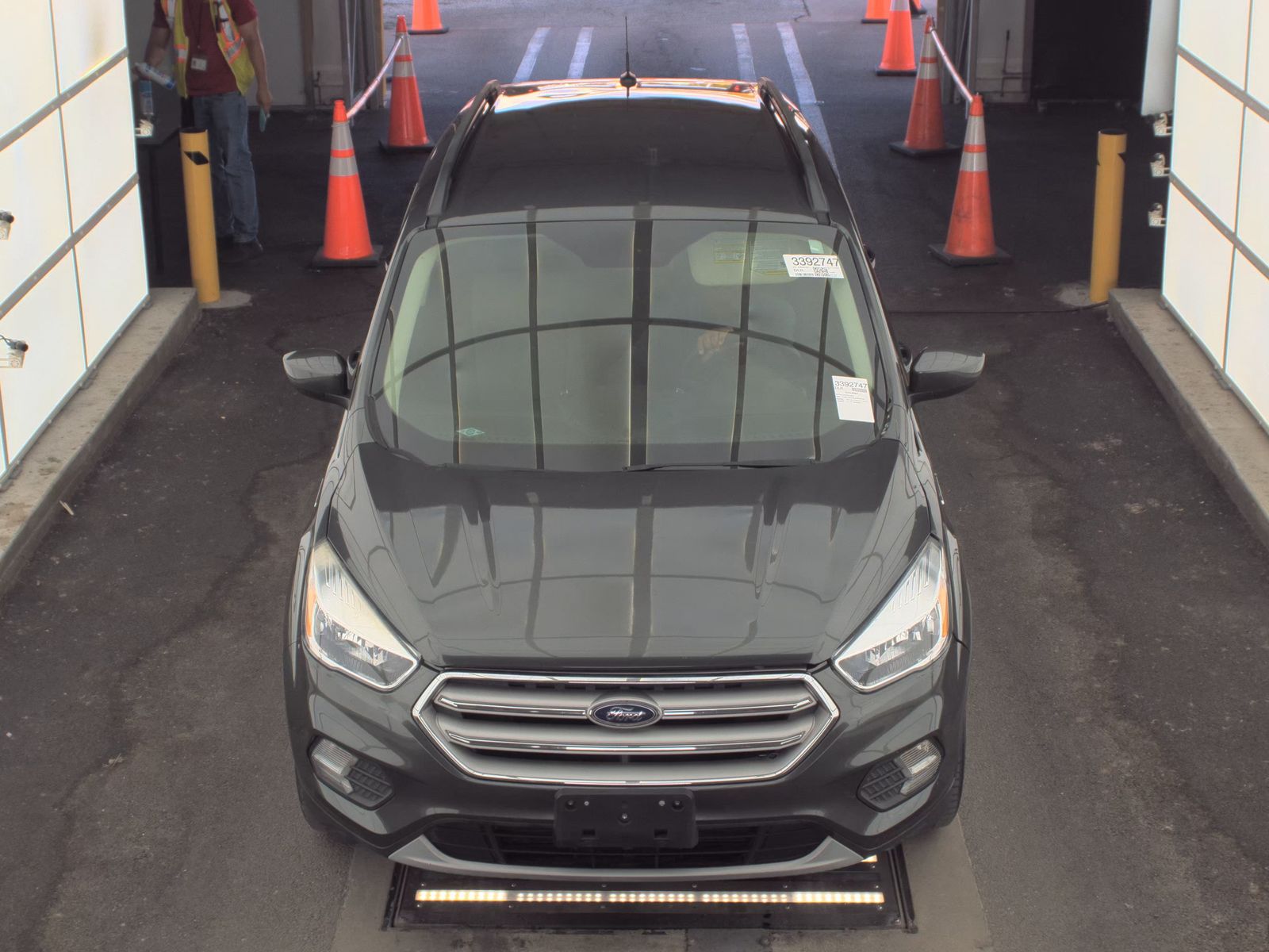 FORD ESCAPE - 3