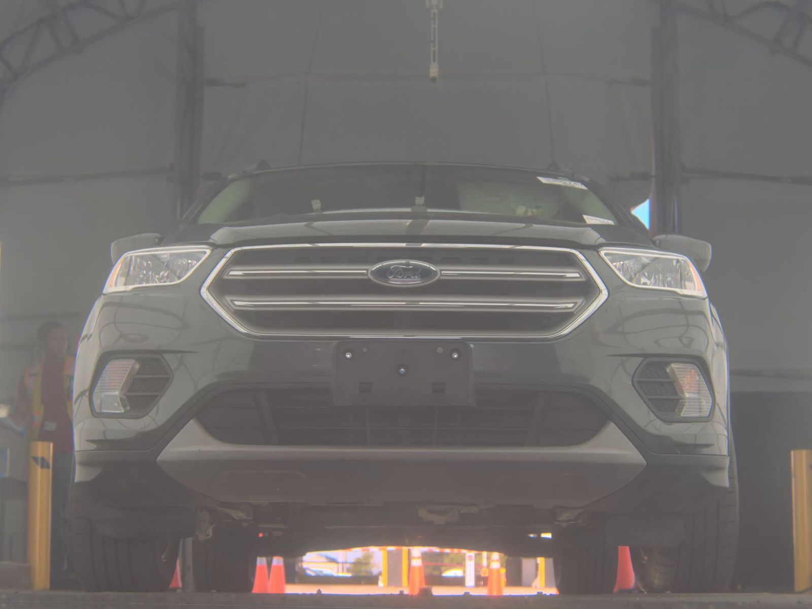 FORD ESCAPE - 4