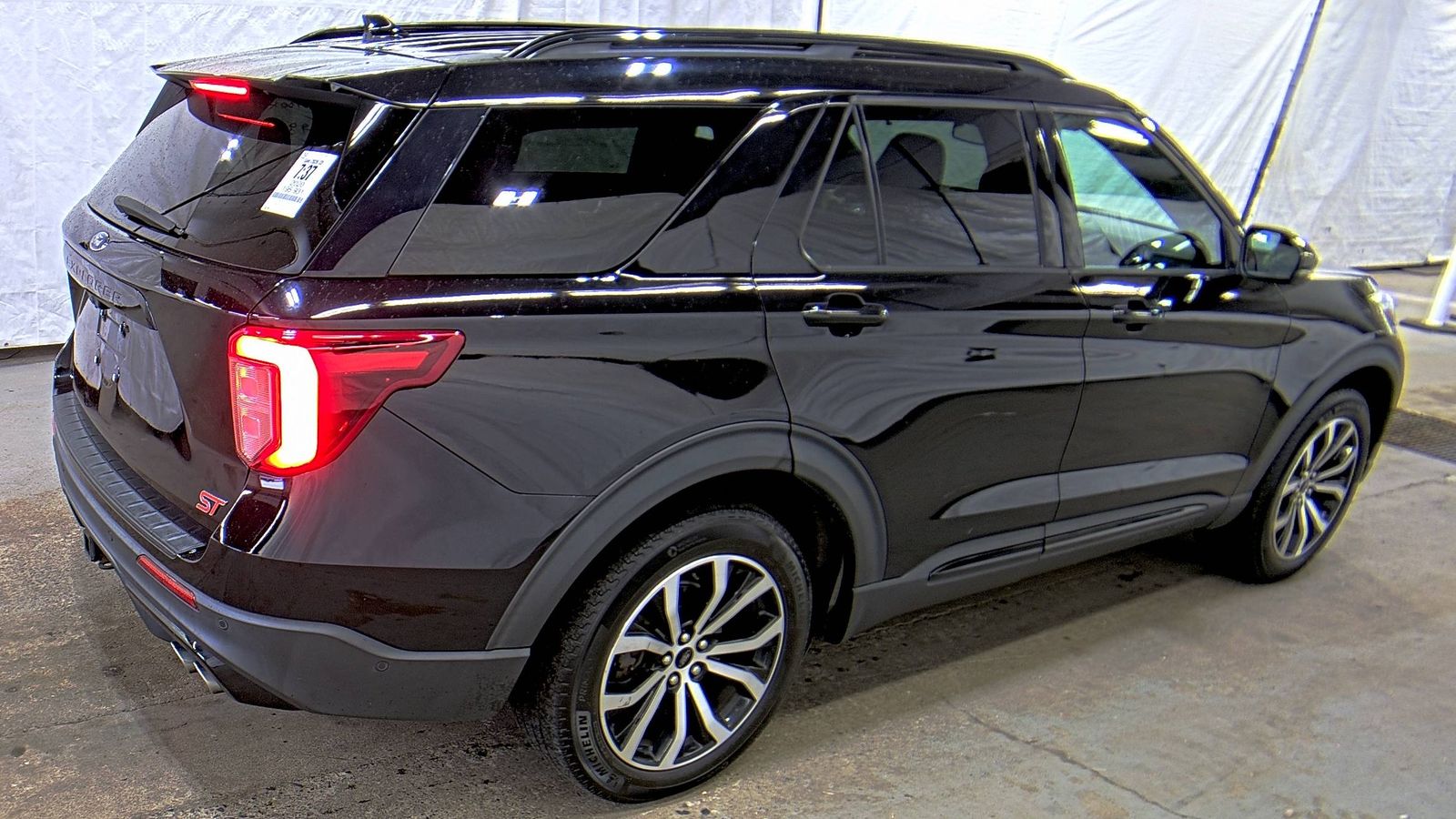 FORD EXPLORER - 5