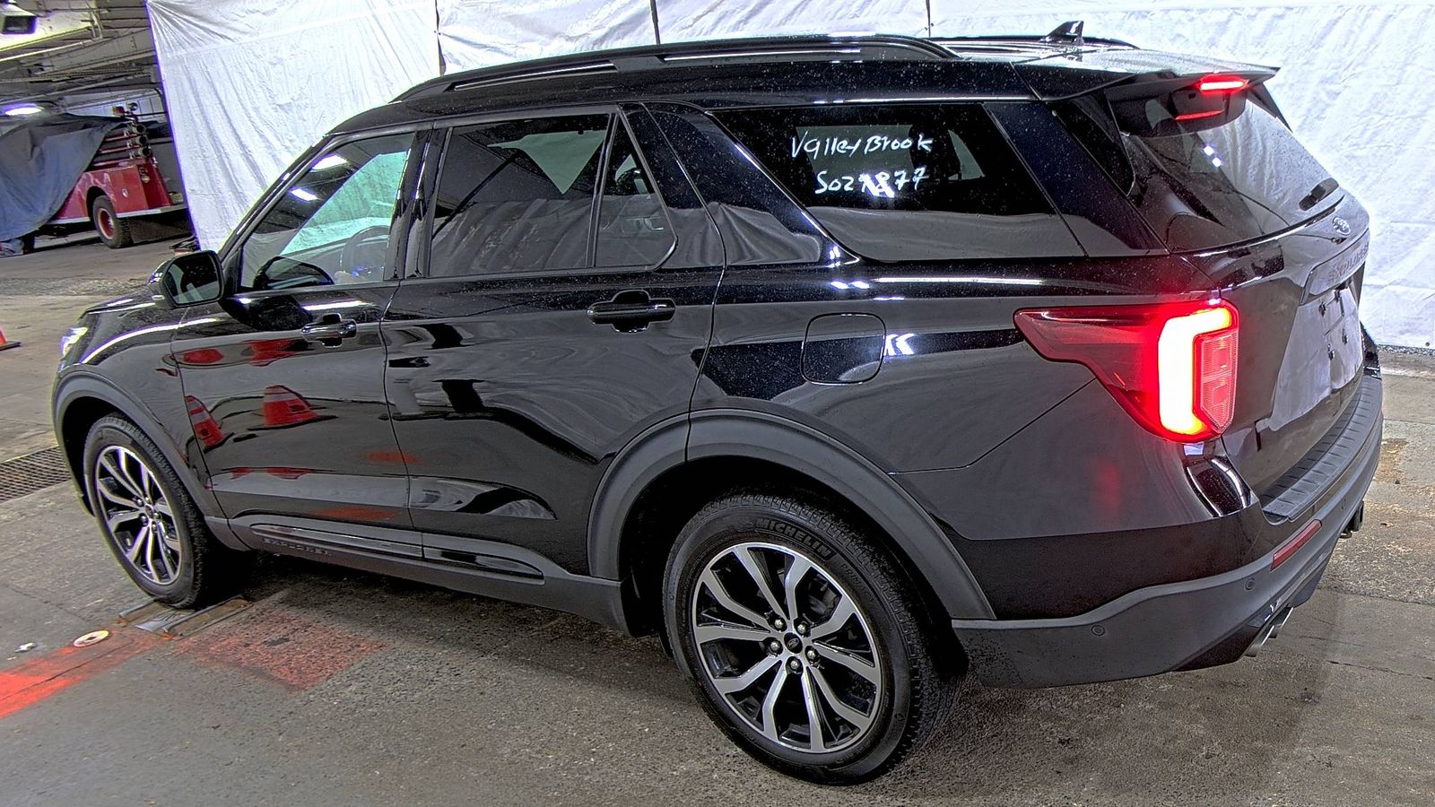 FORD EXPLORER - 7