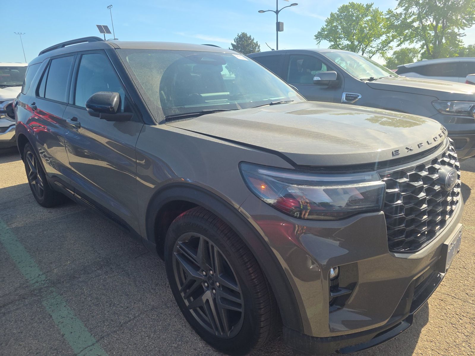 FORD EXPLORER - 4