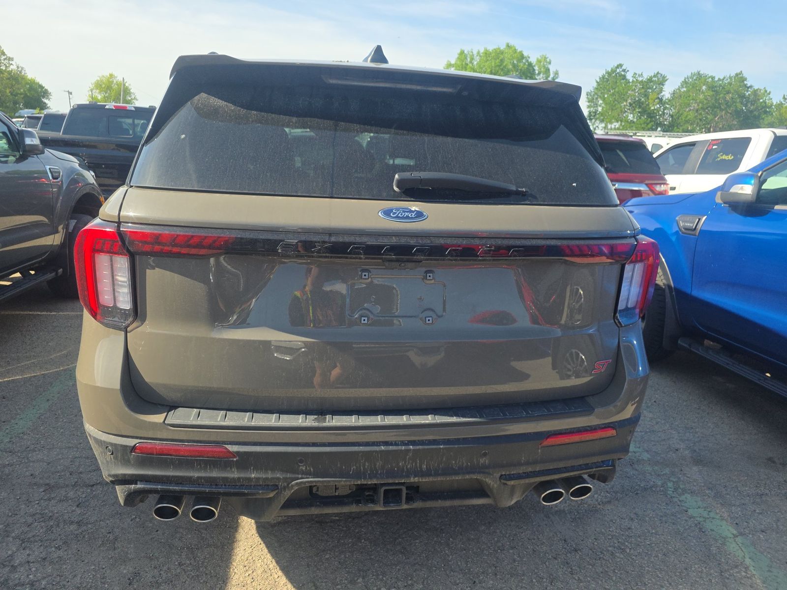 FORD EXPLORER - 6