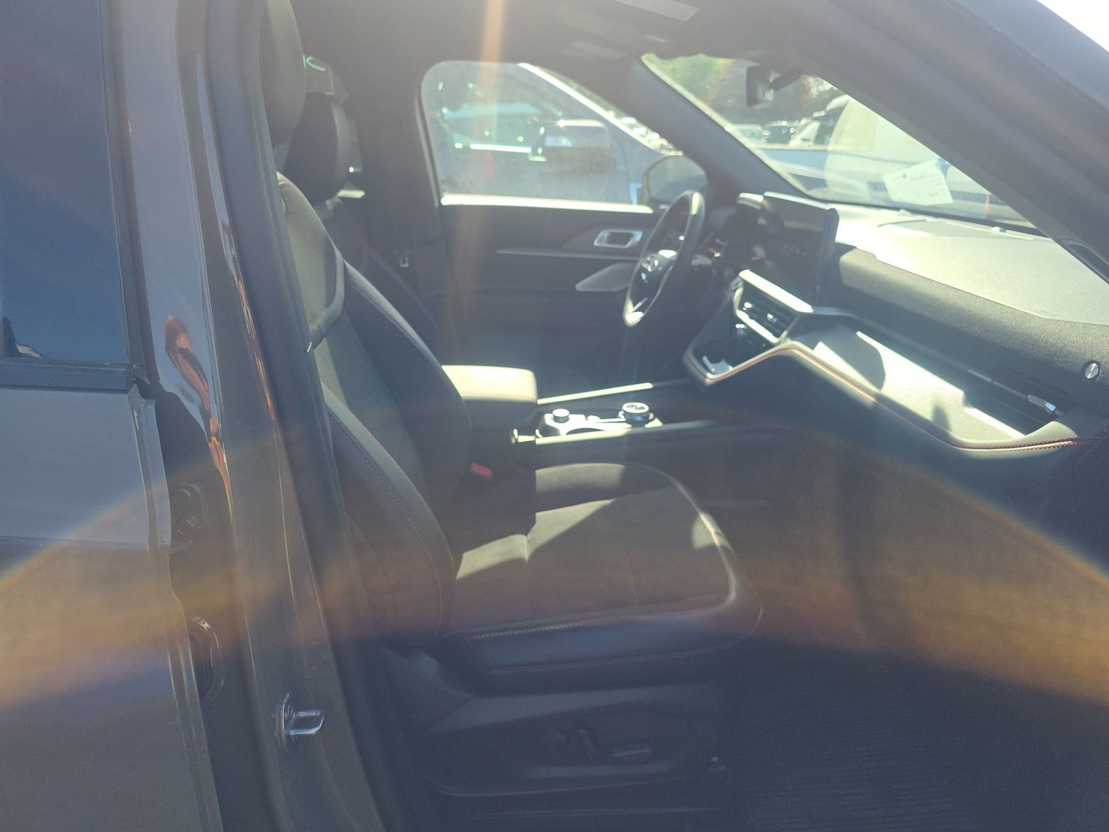 FORD EXPLORER - 9