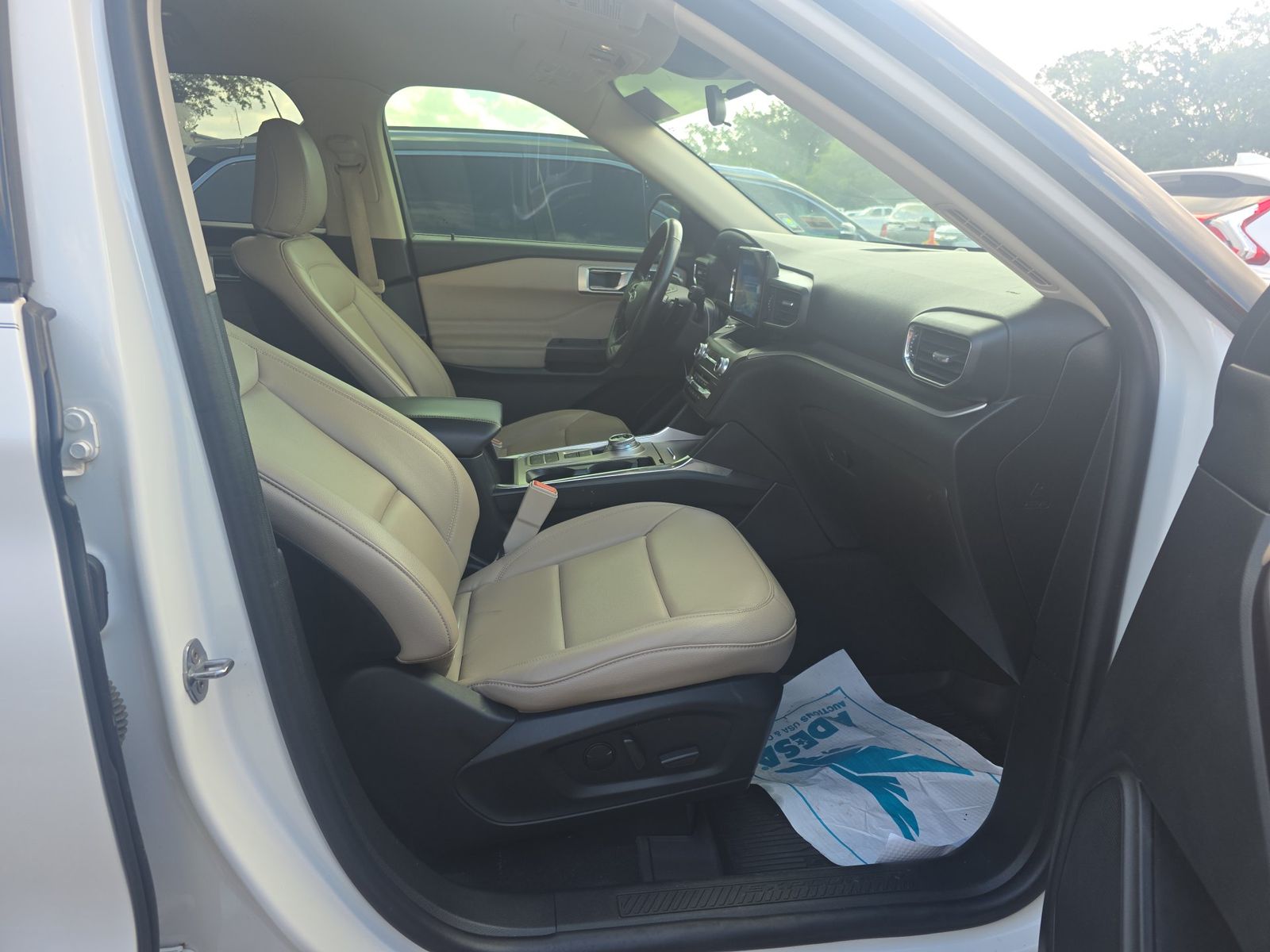 2020 Ford Explorer XLT RWD