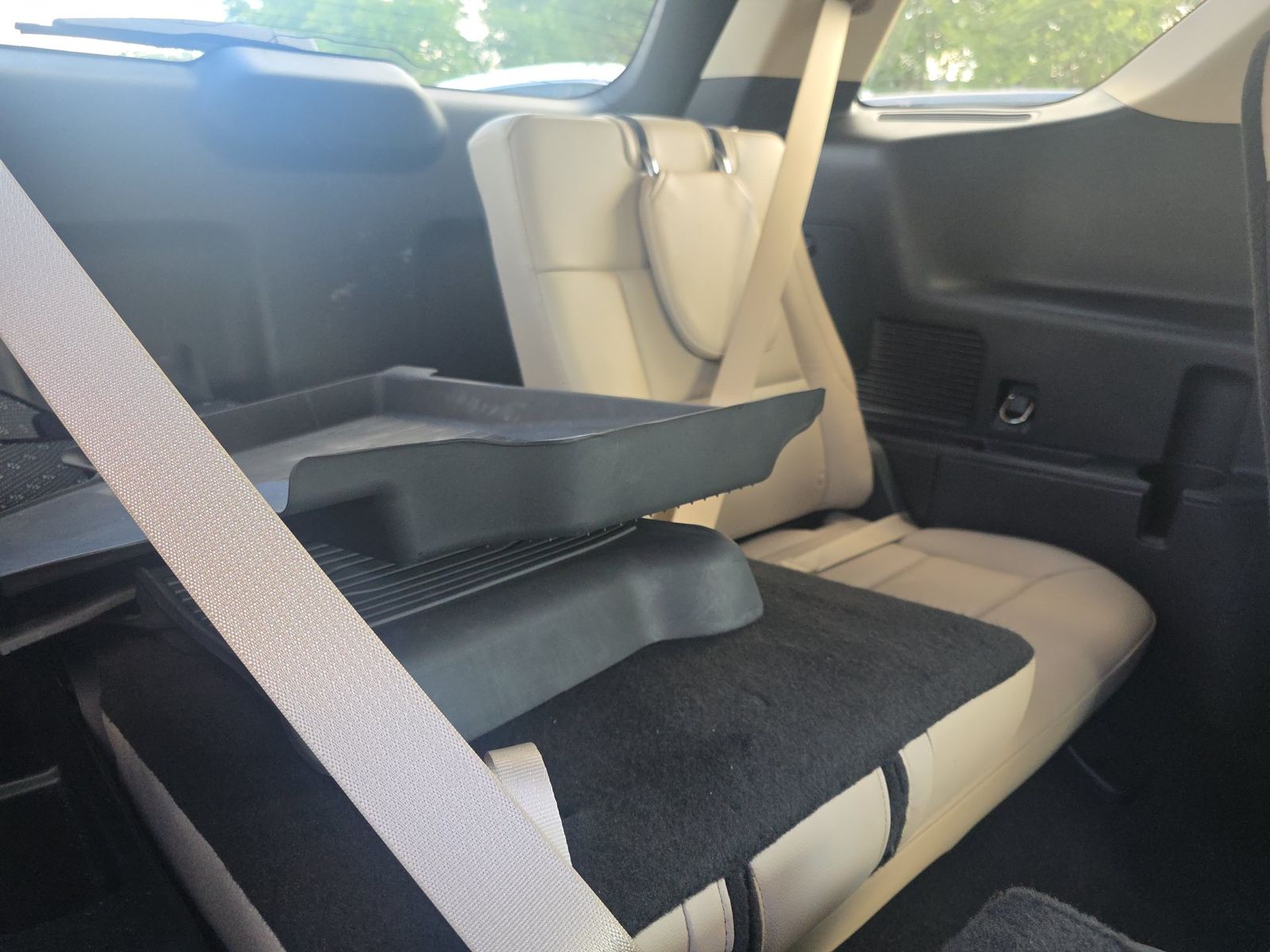 2020 Ford Explorer XLT RWD