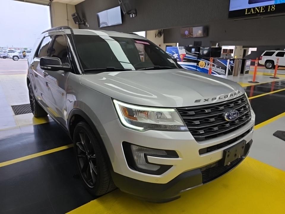 FORD EXPLORER - 4