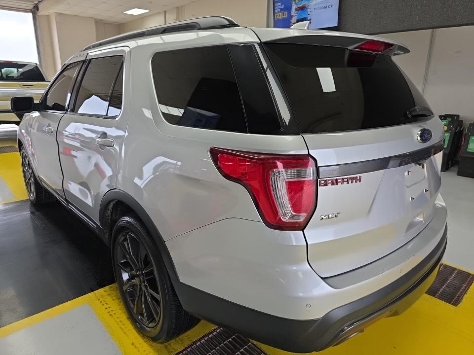 FORD EXPLORER - 7