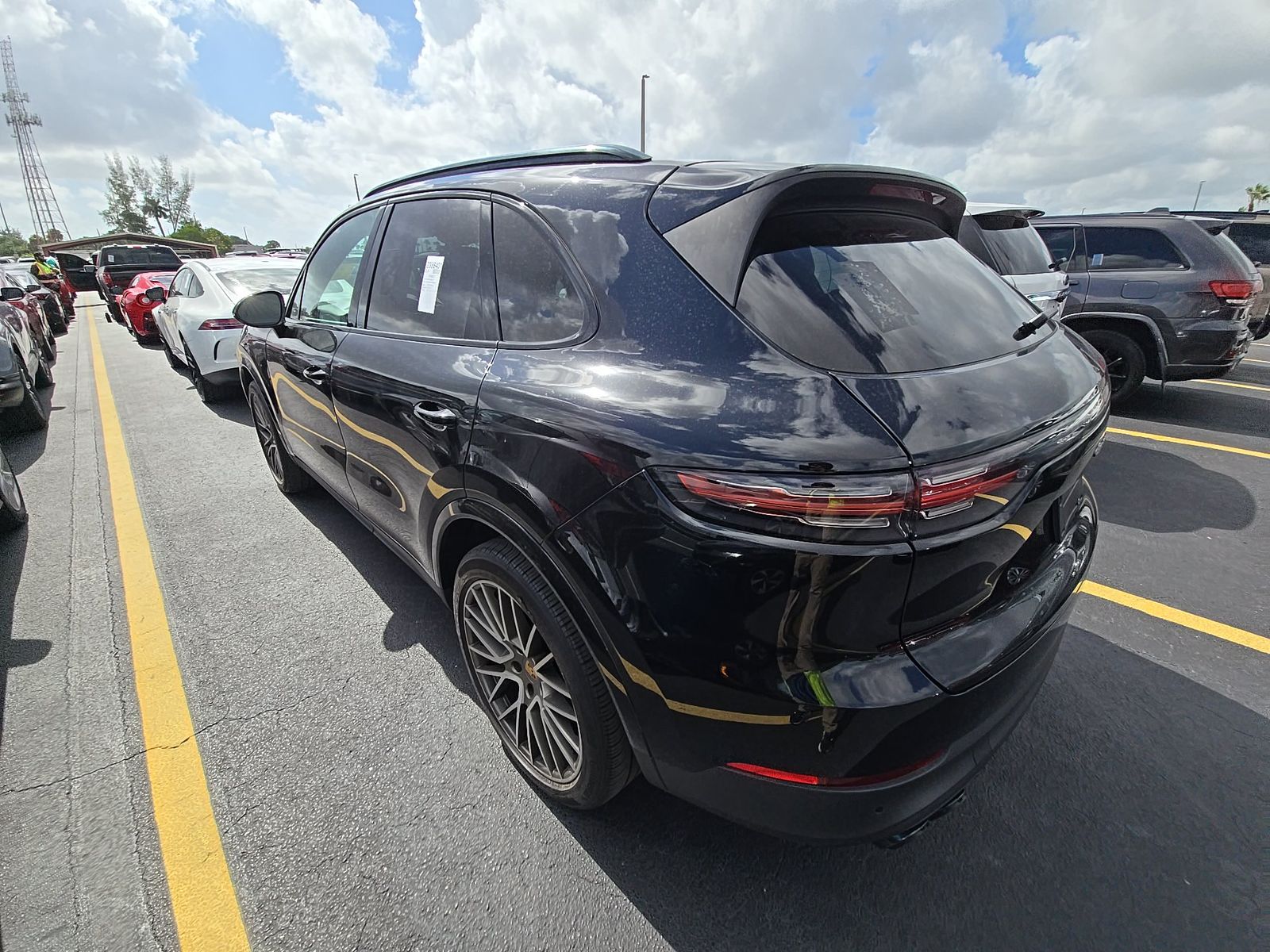 PORSCHE CAYENNE - 7