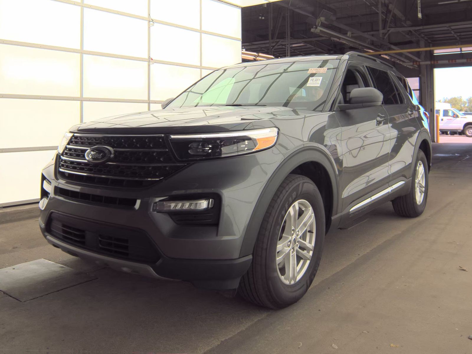 FORD EXPLORER - 1