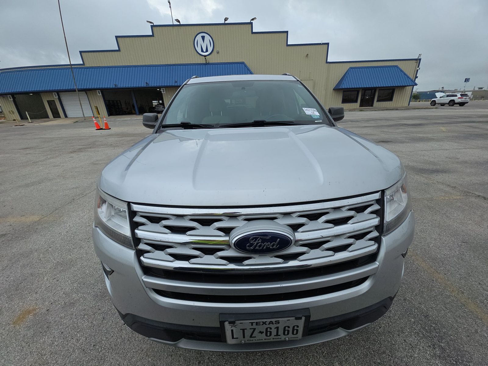 FORD EXPLORER - 3