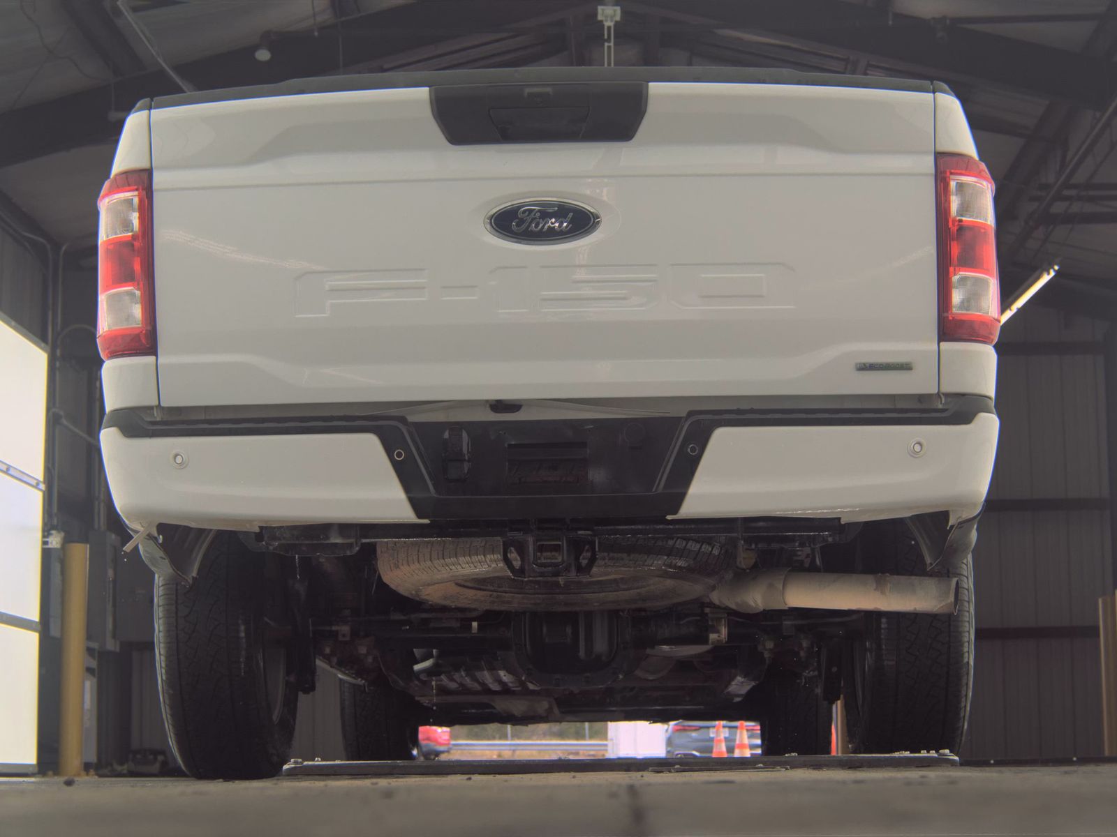FORD F-150 - 8