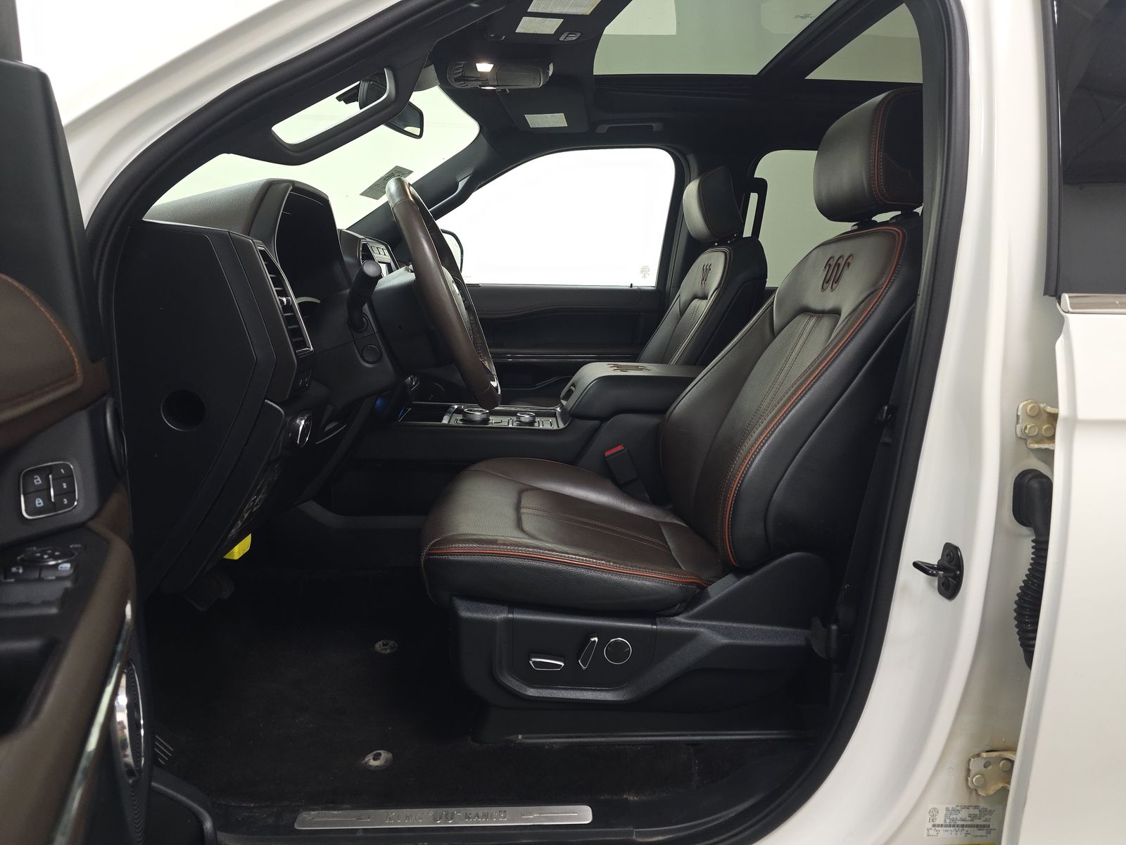 FORD EXPEDITION - 8