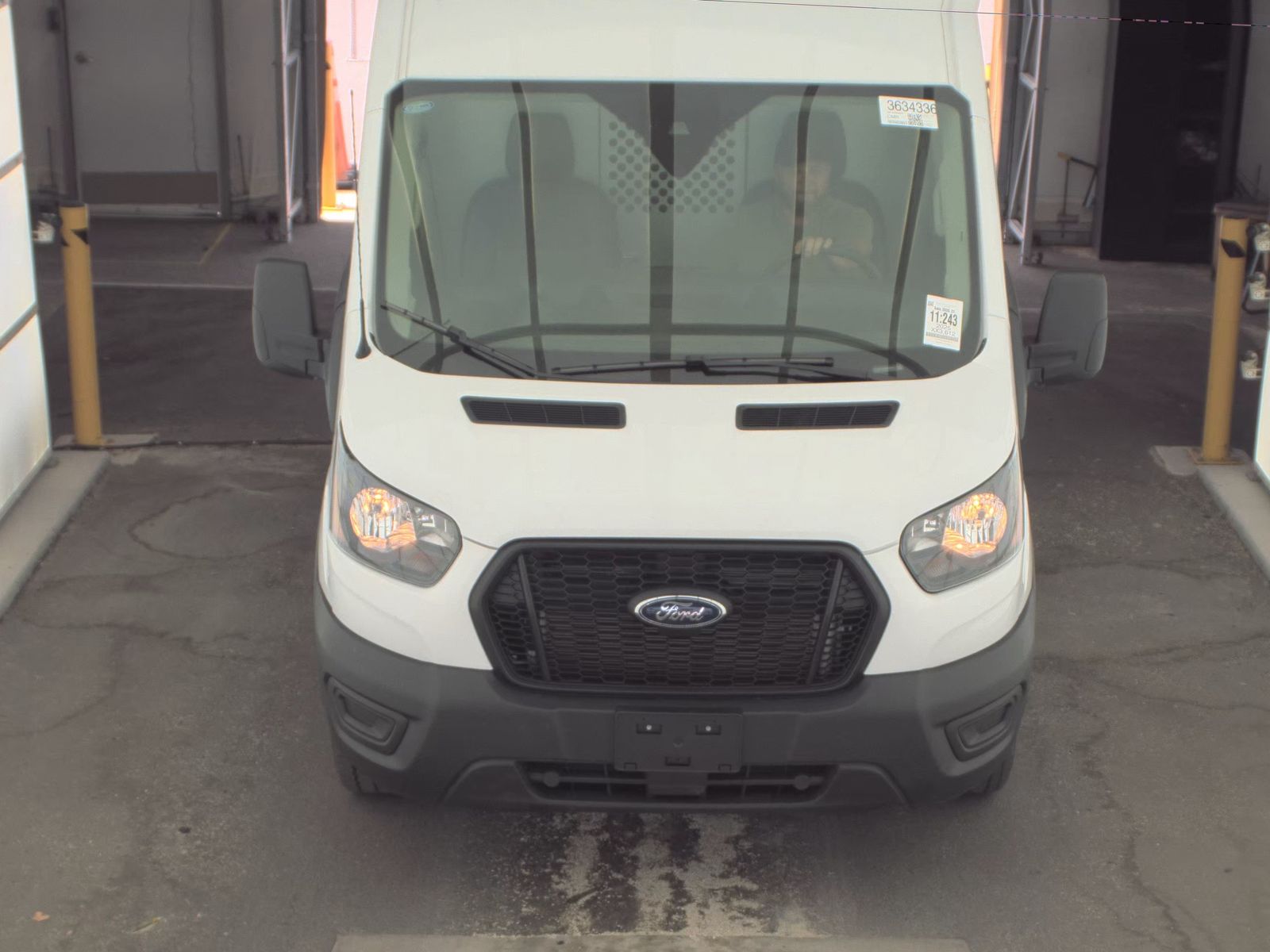 FORD TRANSIT 250 - 3