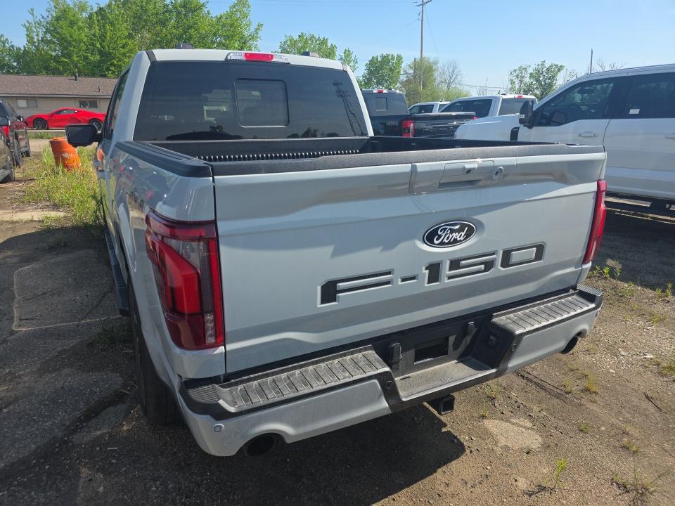 FORD F-150 - 6