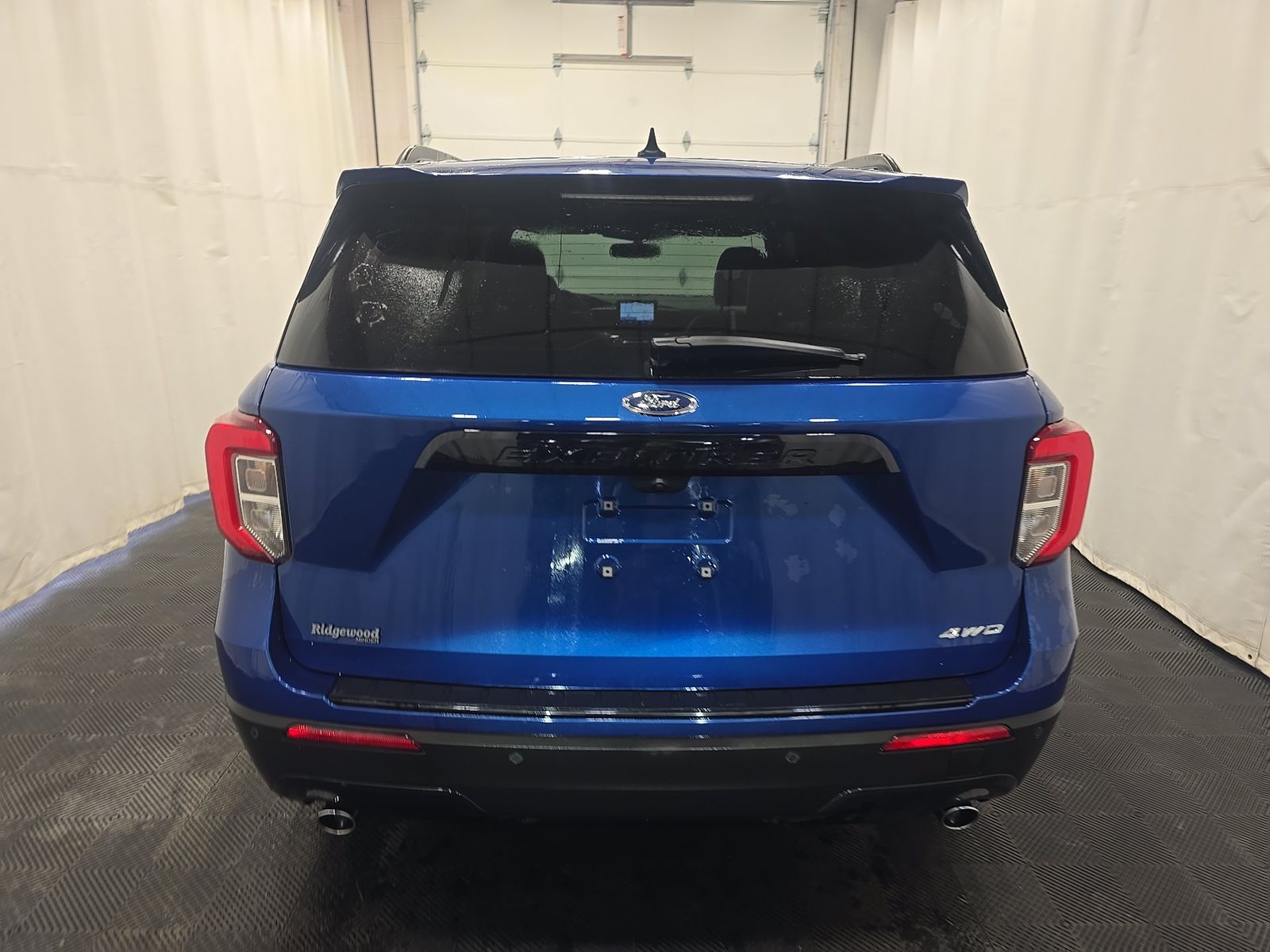 FORD EXPLORER - 6