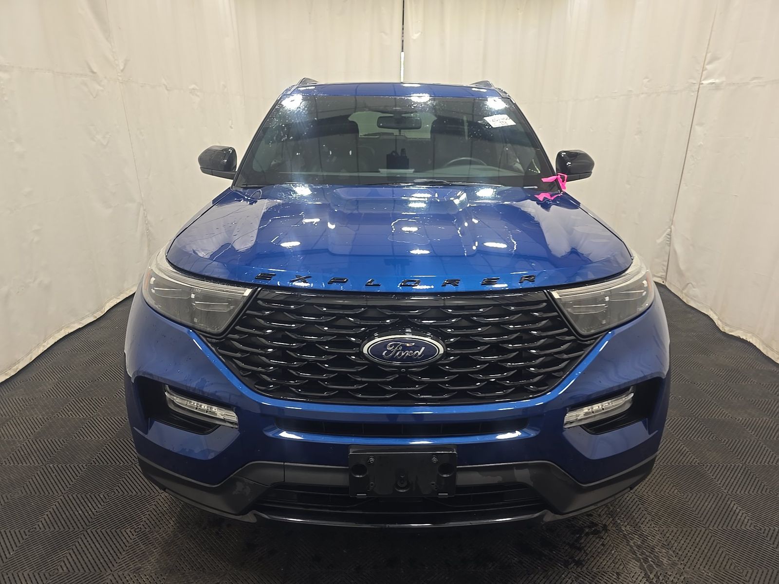 FORD EXPLORER - 3