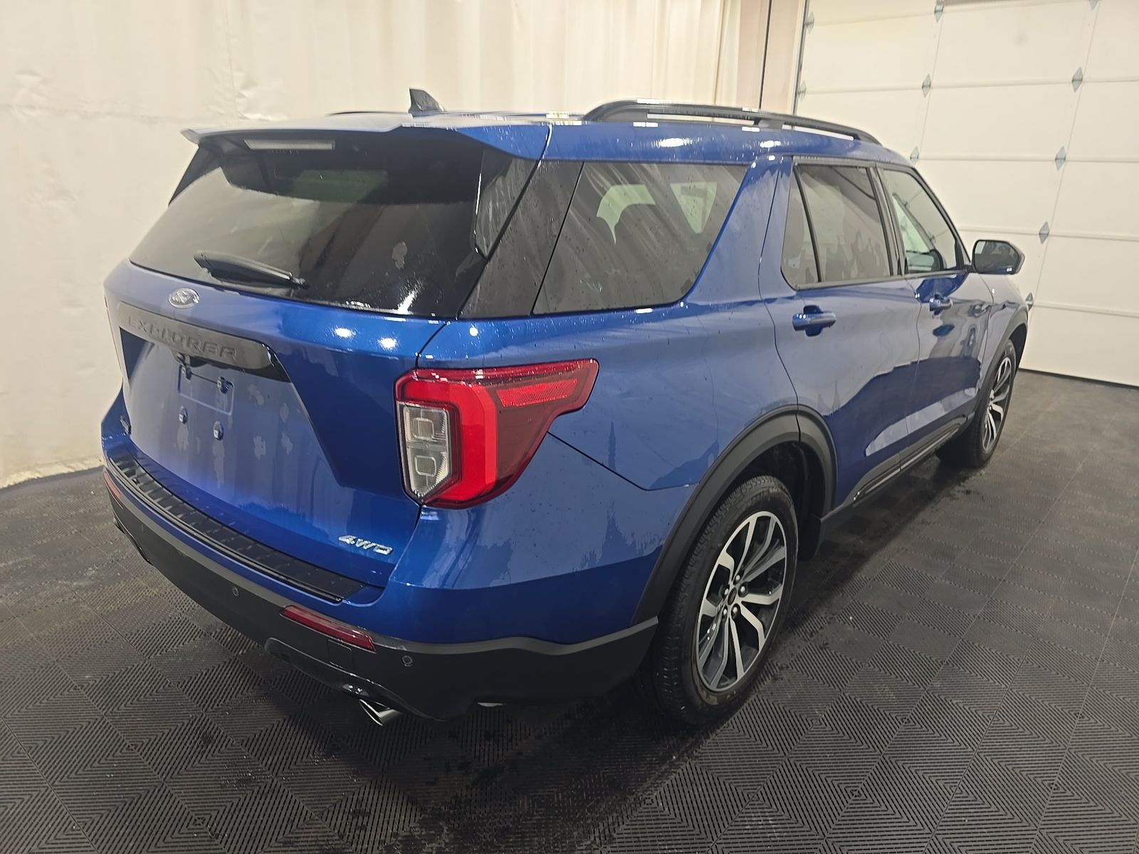FORD EXPLORER - 5