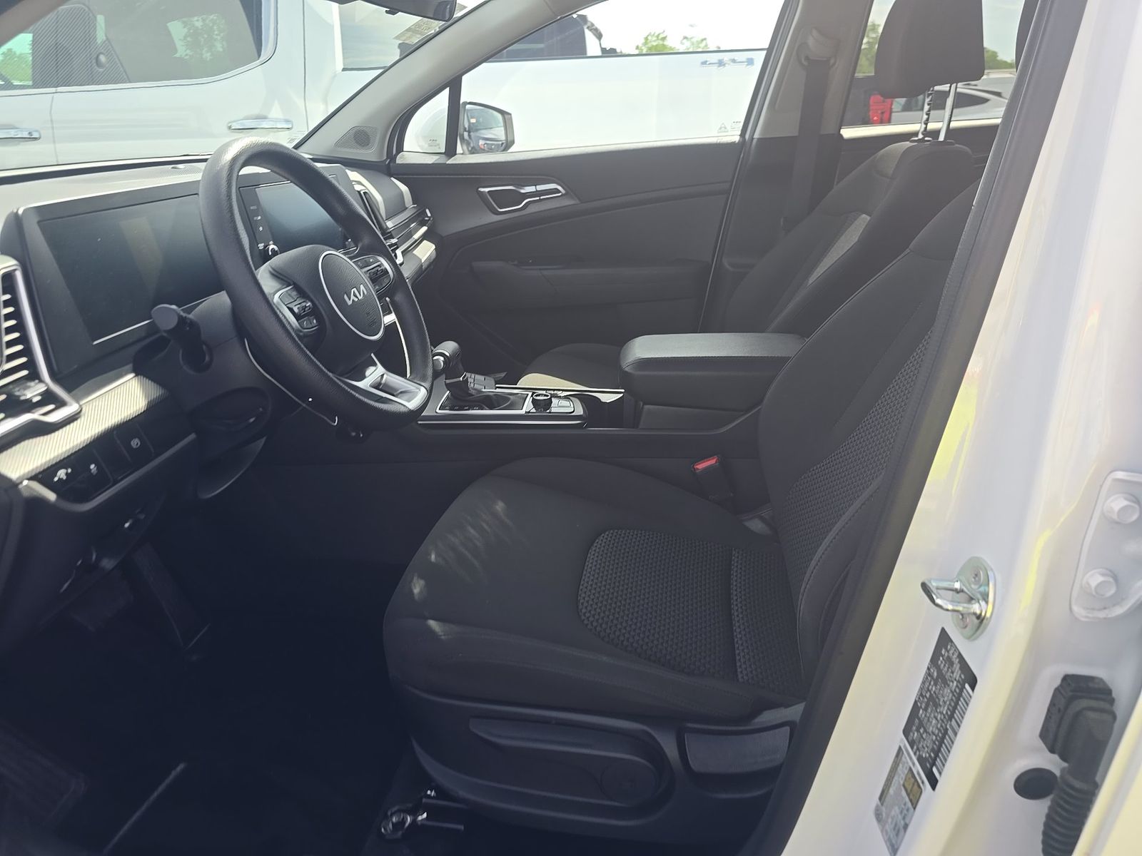 2025 Kia Sportage LX FWD
