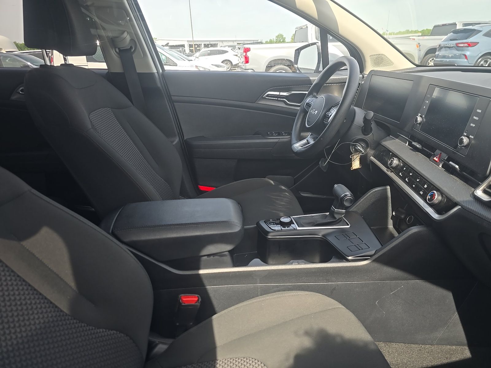 2025 Kia Sportage LX FWD