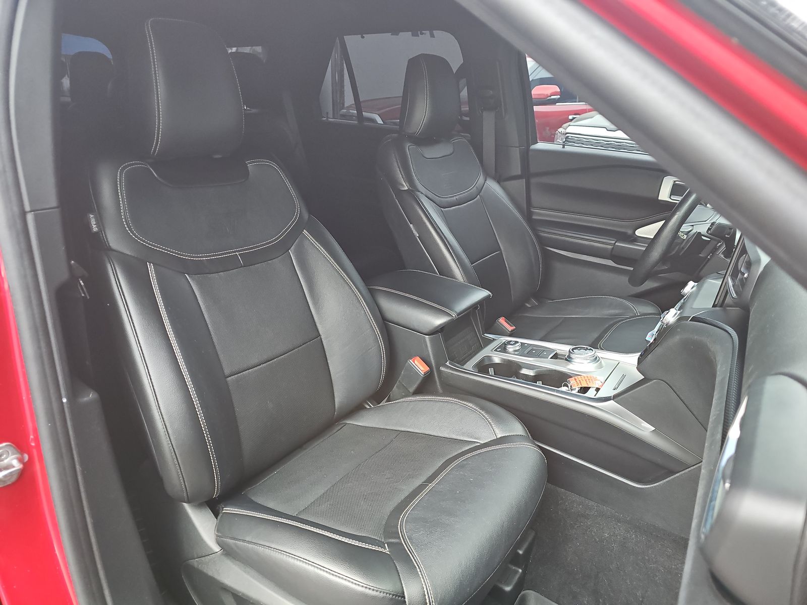 FORD EXPLORER - 9