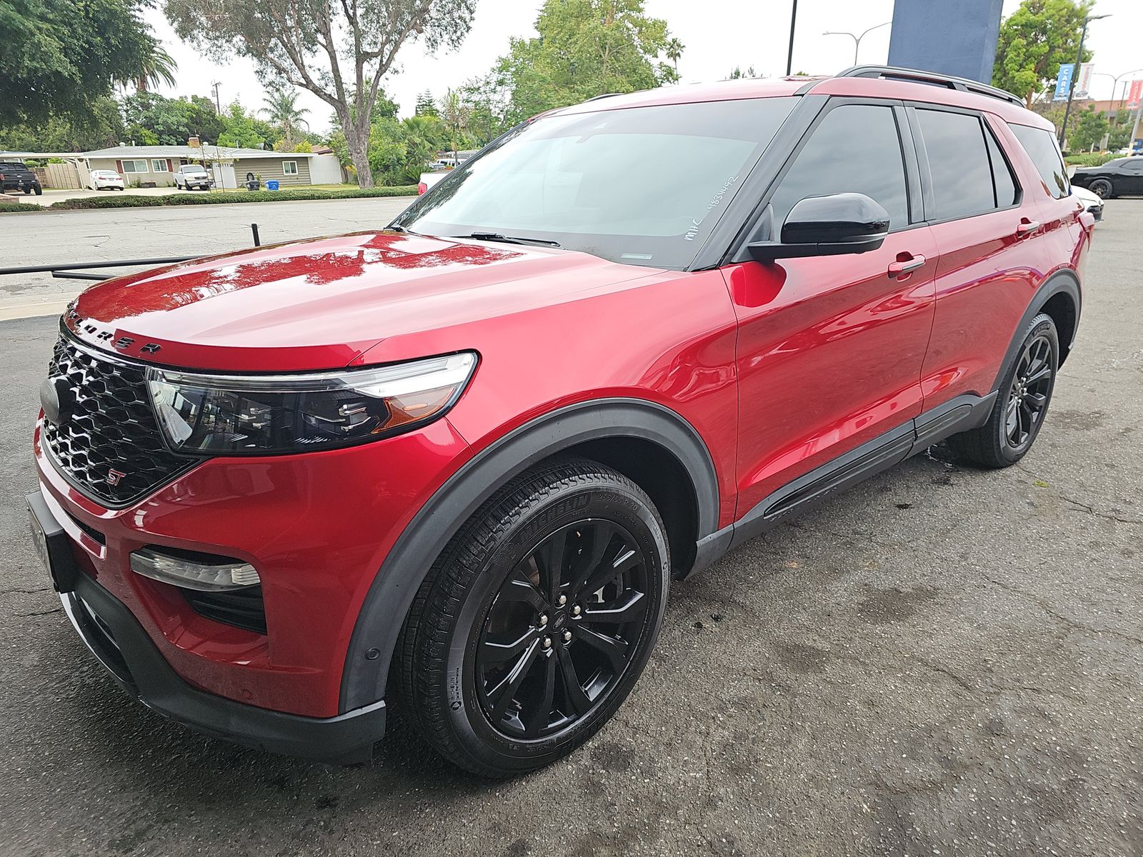 FORD EXPLORER - 1