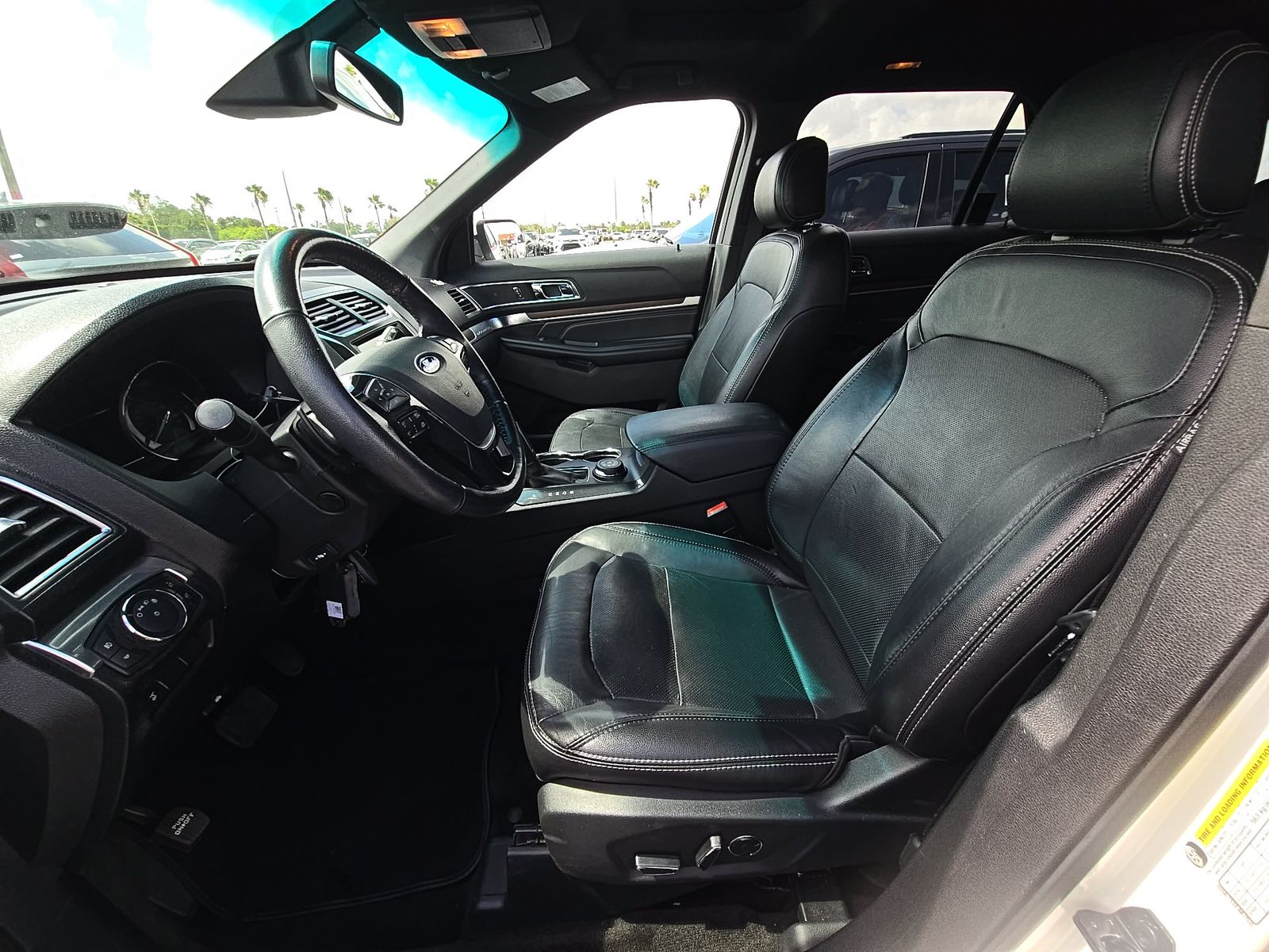 FORD EXPLORER - 8