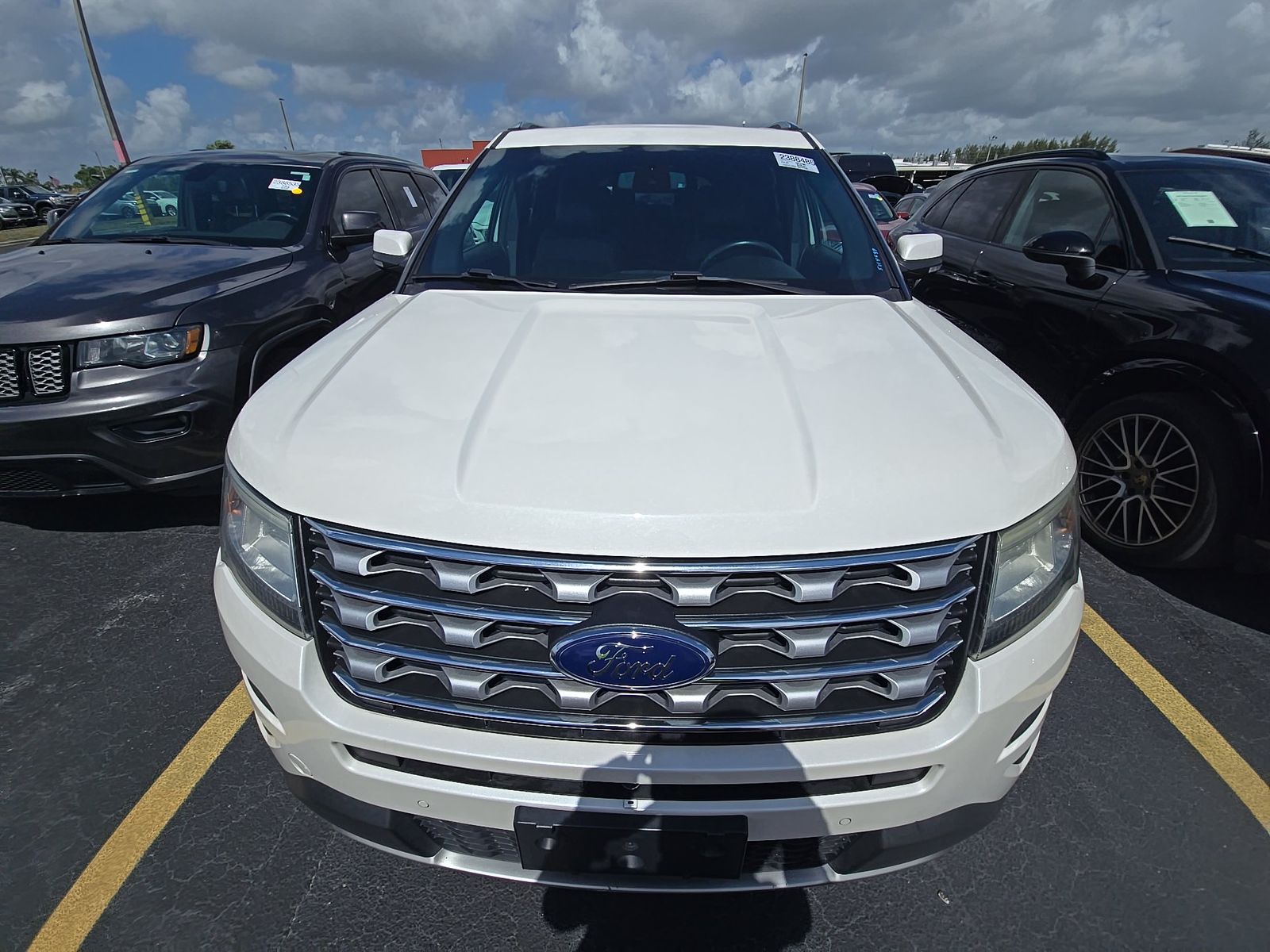 FORD EXPLORER - 3