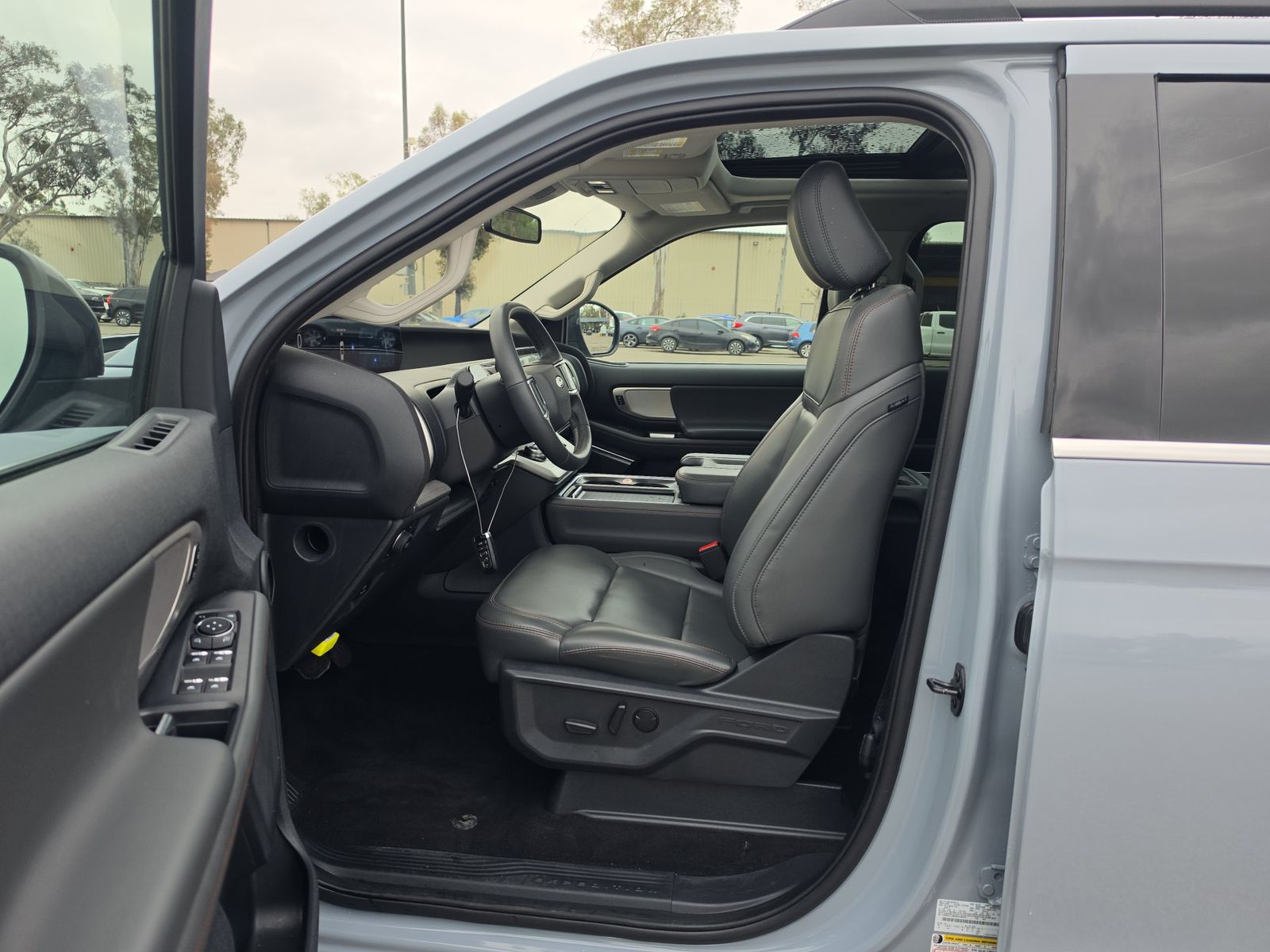 FORD EXPEDITION MAX - 8