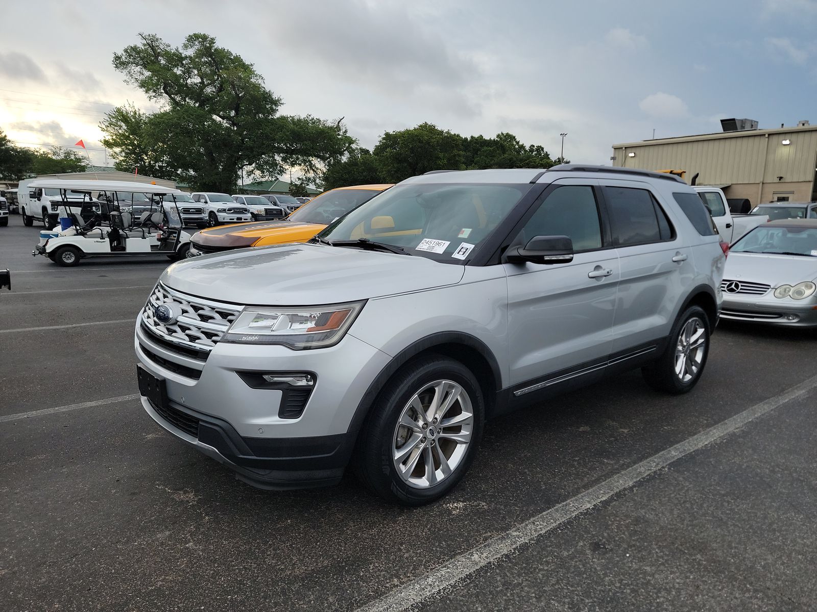 FORD EXPLORER - 1