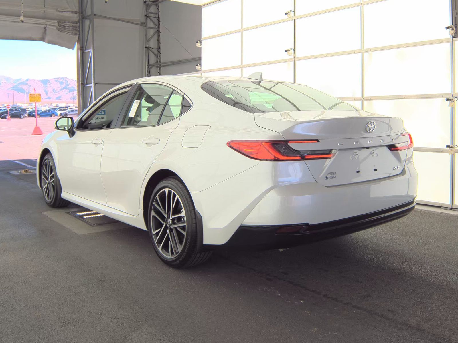 TOYOTA CAMRY - 9