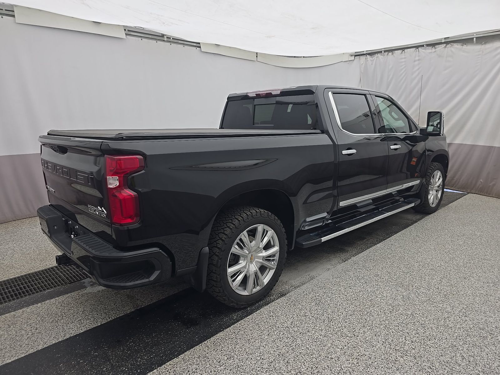 2024 Chevrolet Silverado 1500 High Country AWD