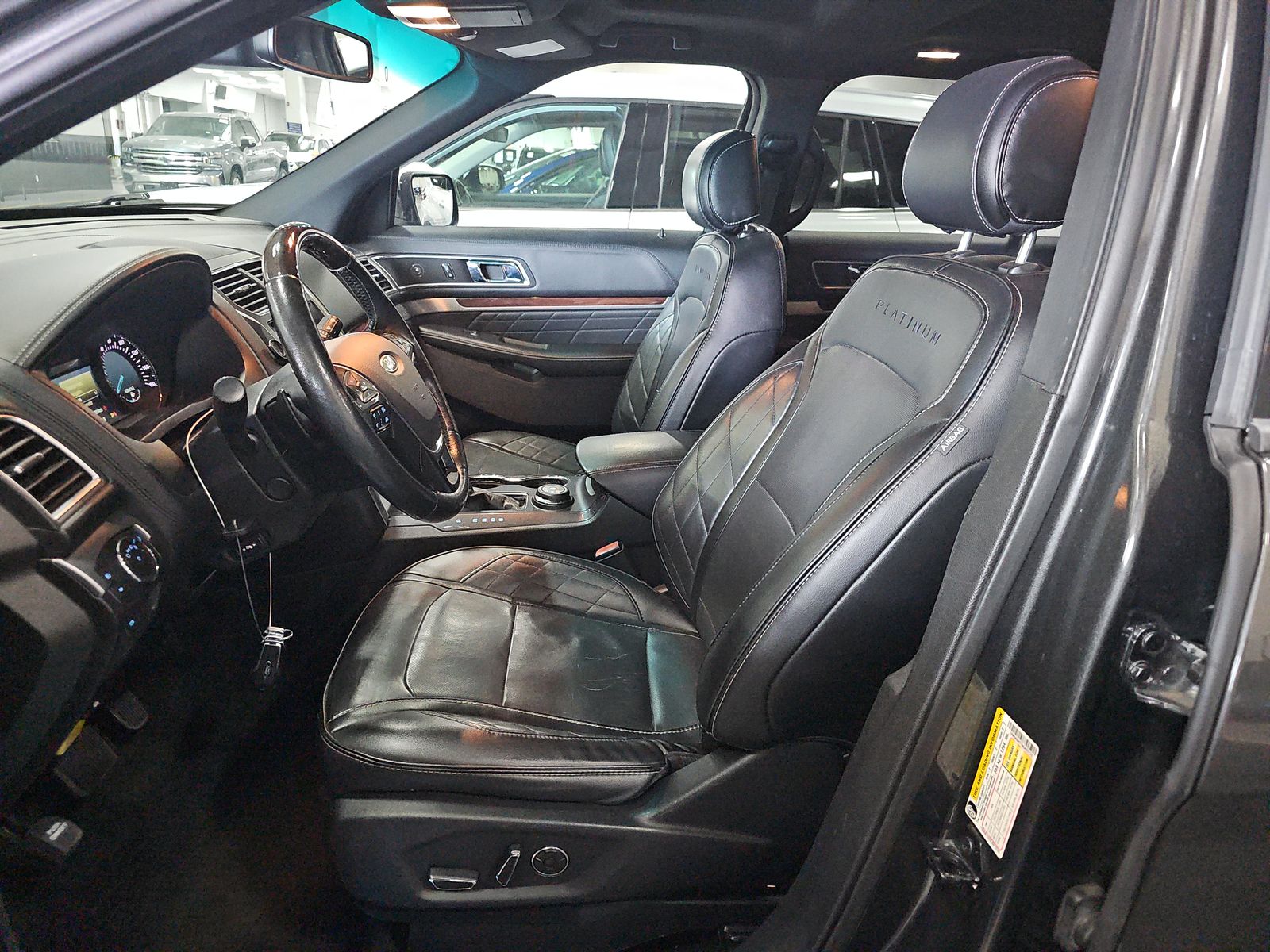 FORD EXPLORER - 8