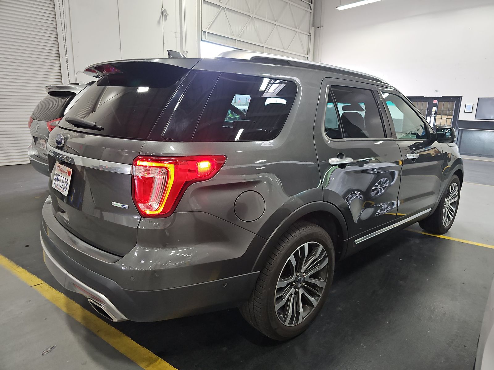 FORD EXPLORER - 5