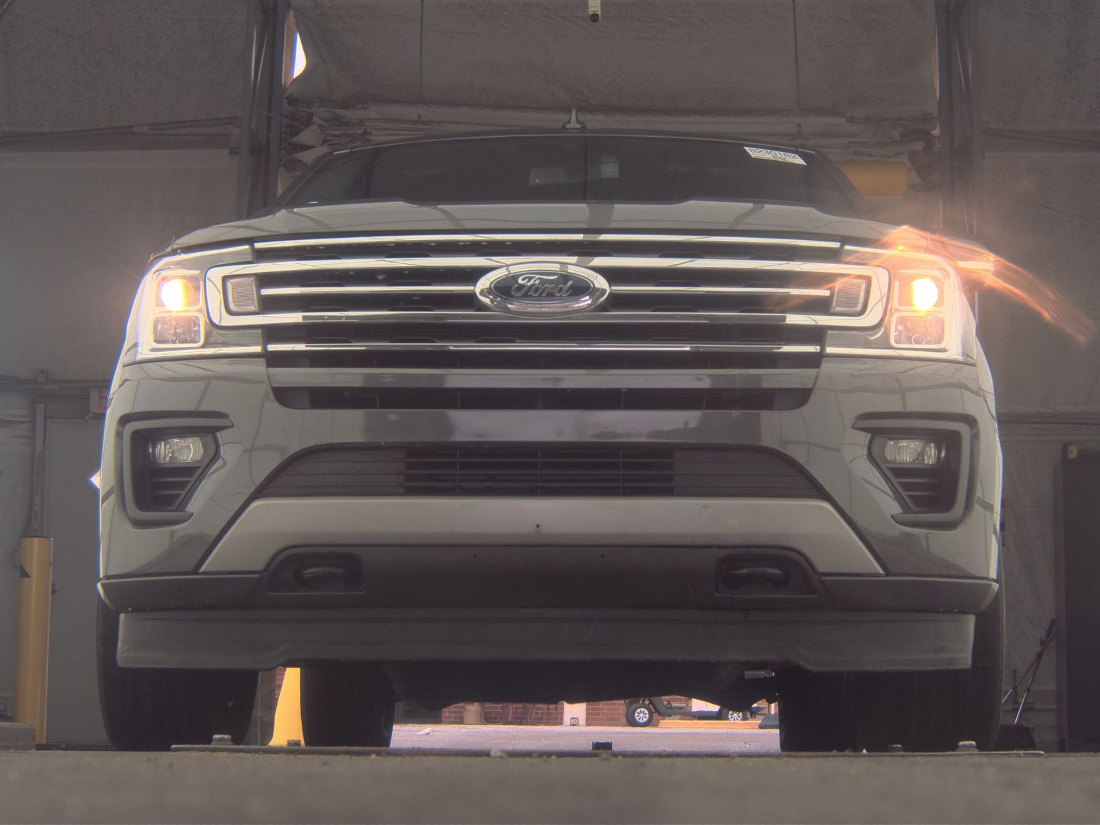 FORD EXPEDITION MAX - 4