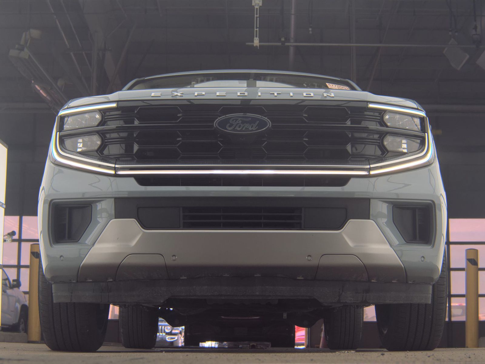 FORD EXPEDITION MAX - 4