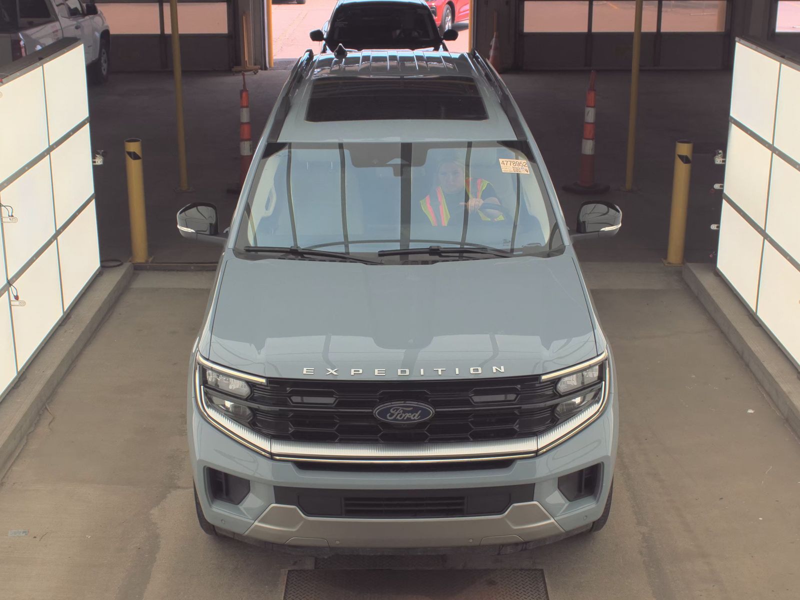 FORD EXPEDITION MAX - 3