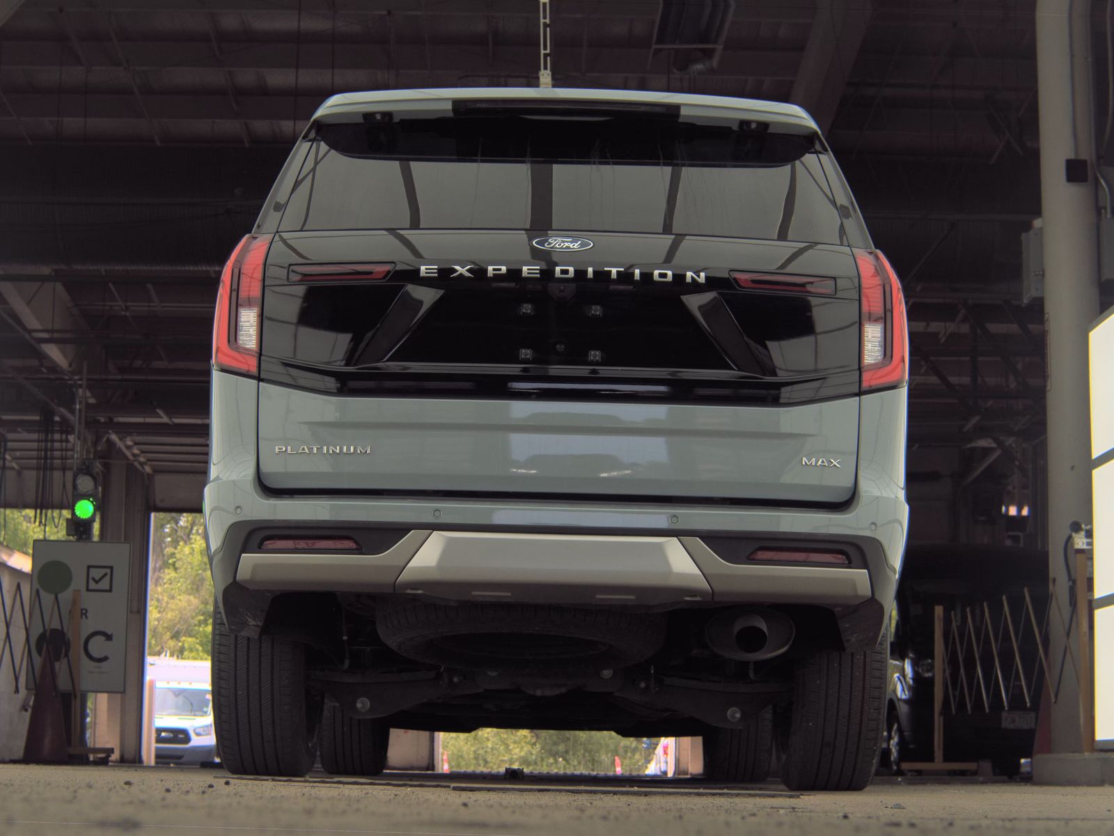 FORD EXPEDITION MAX - 8